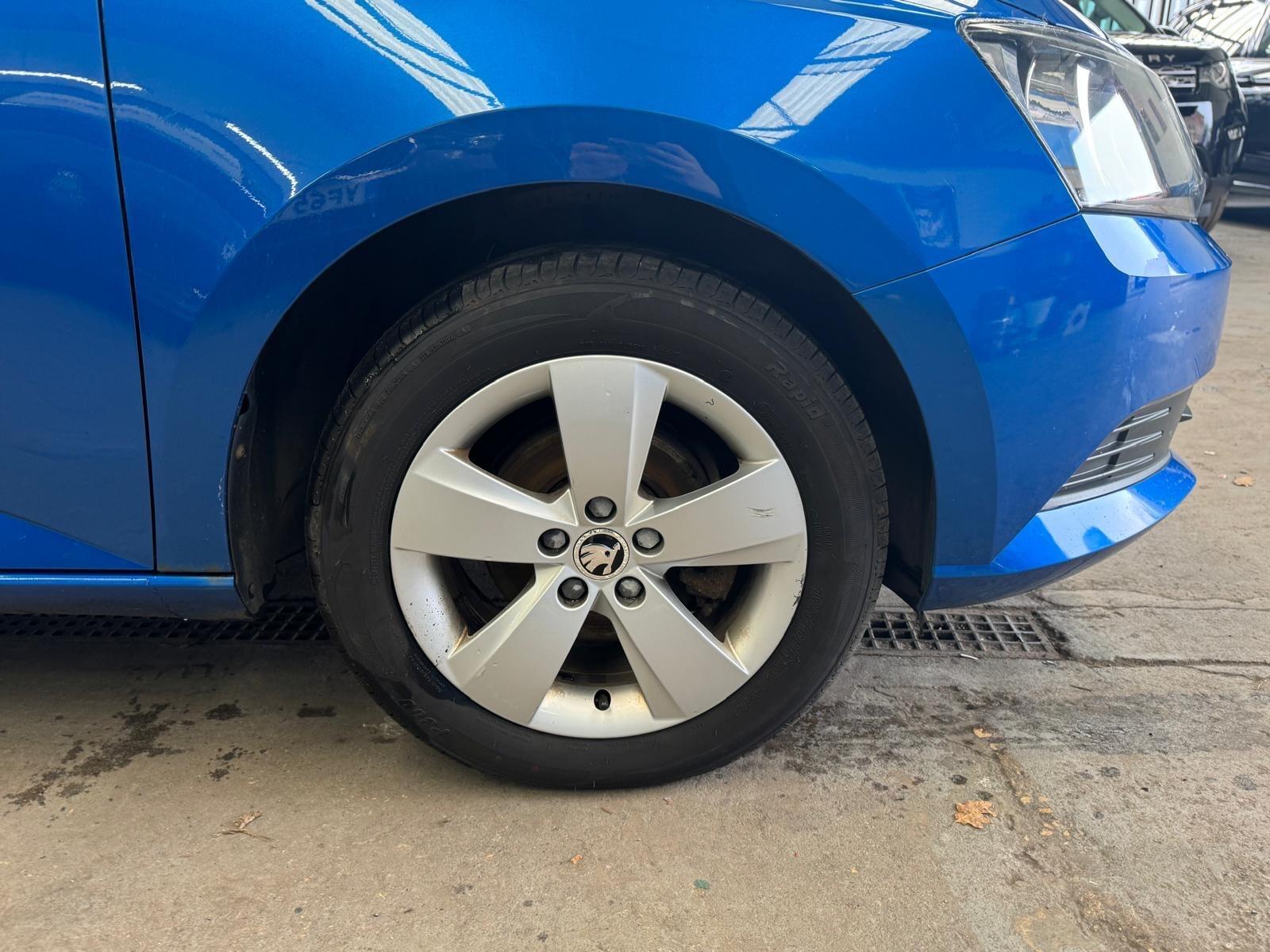 Skoda Fabia - Image 11