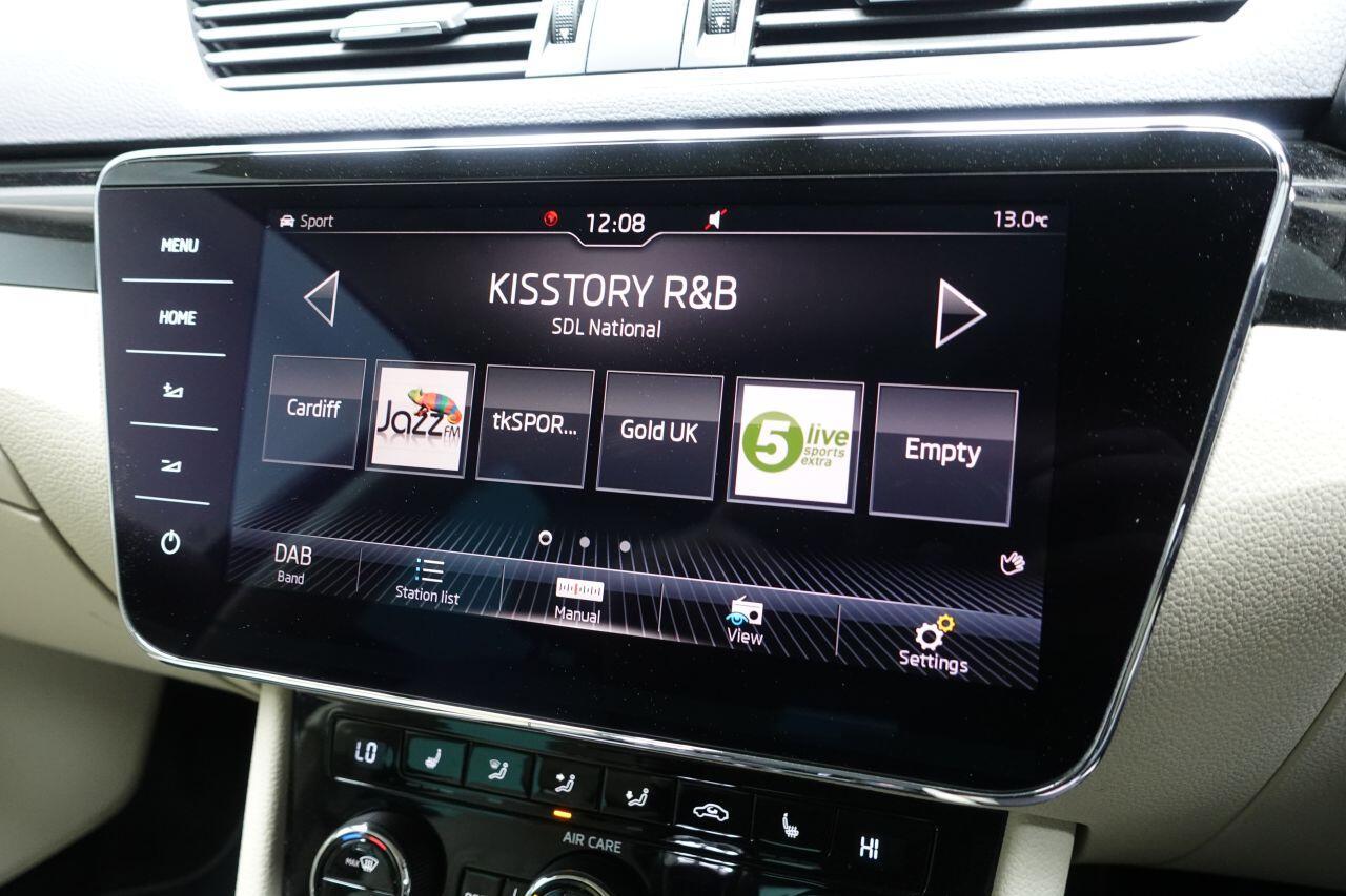 Skoda Superb - Image 33