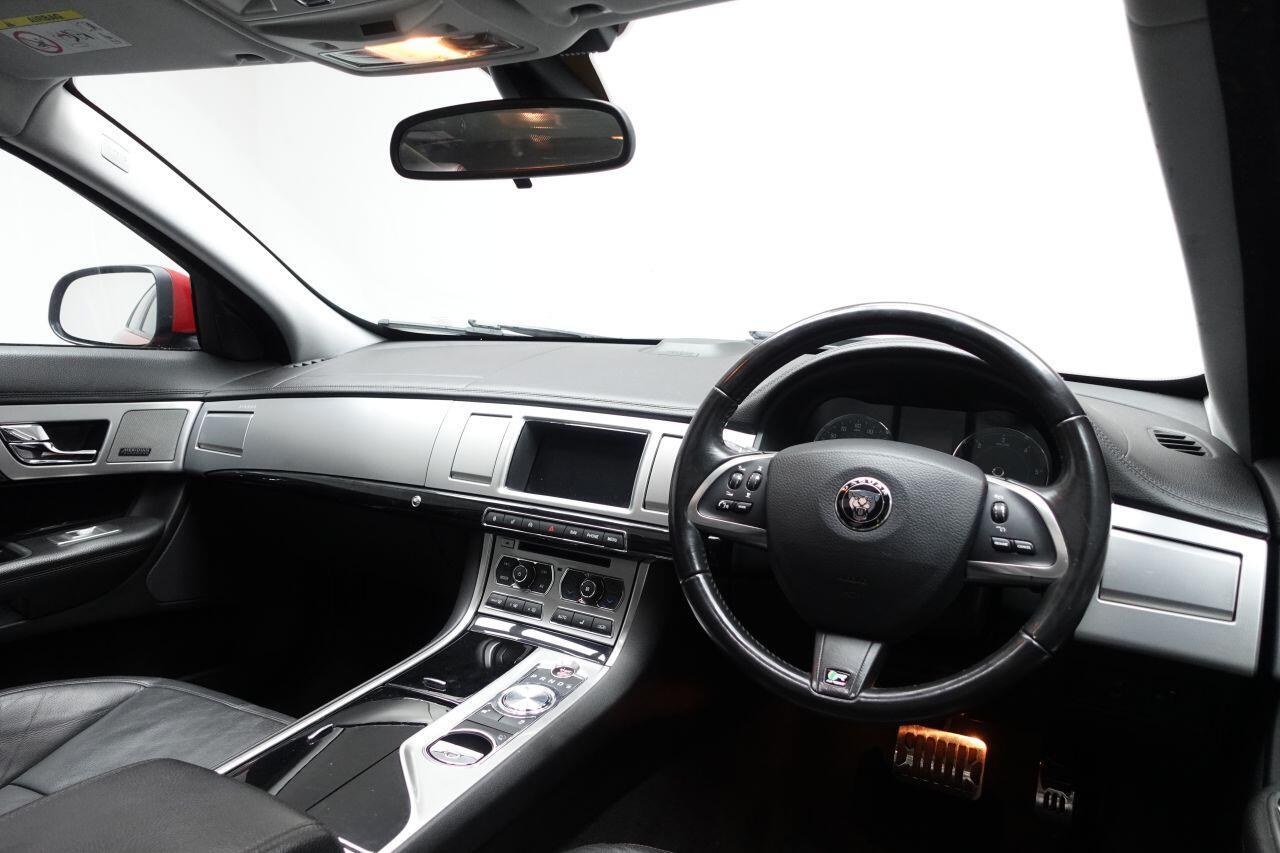 Jaguar XF - Image 15