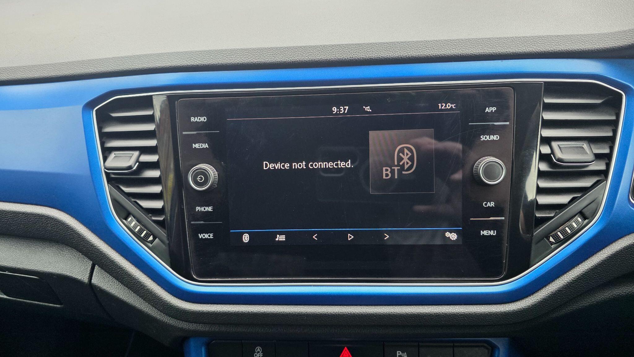 Volkswagen T-Roc - Image 43