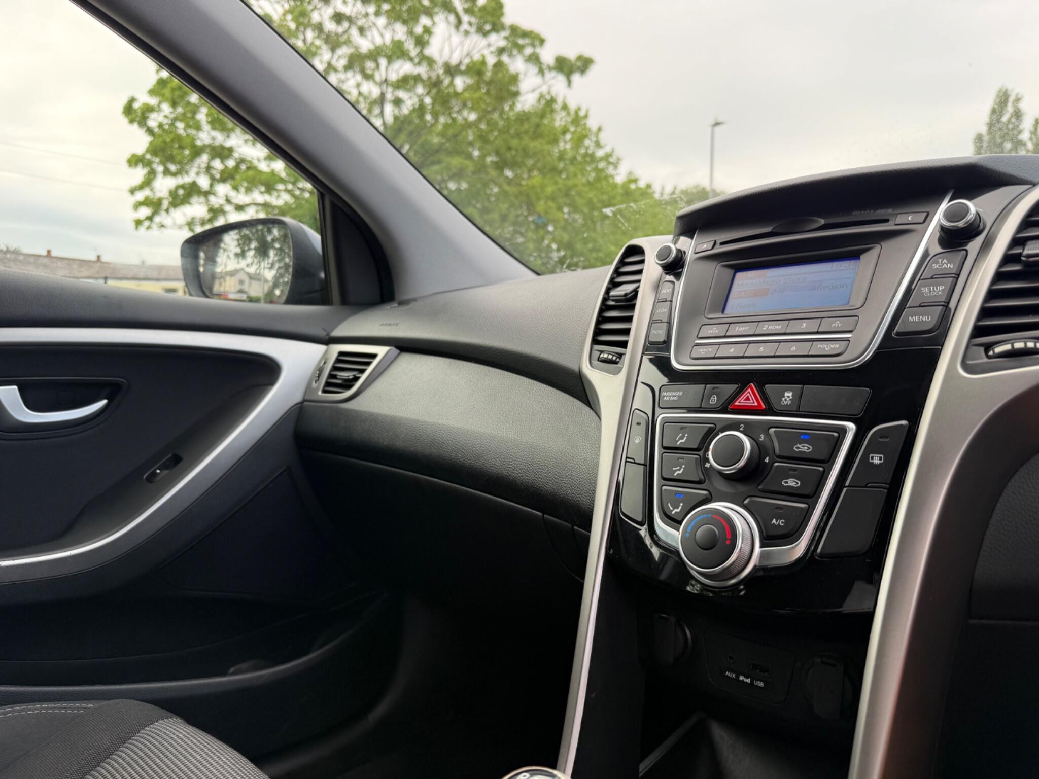 Hyundai i30 - Image 16