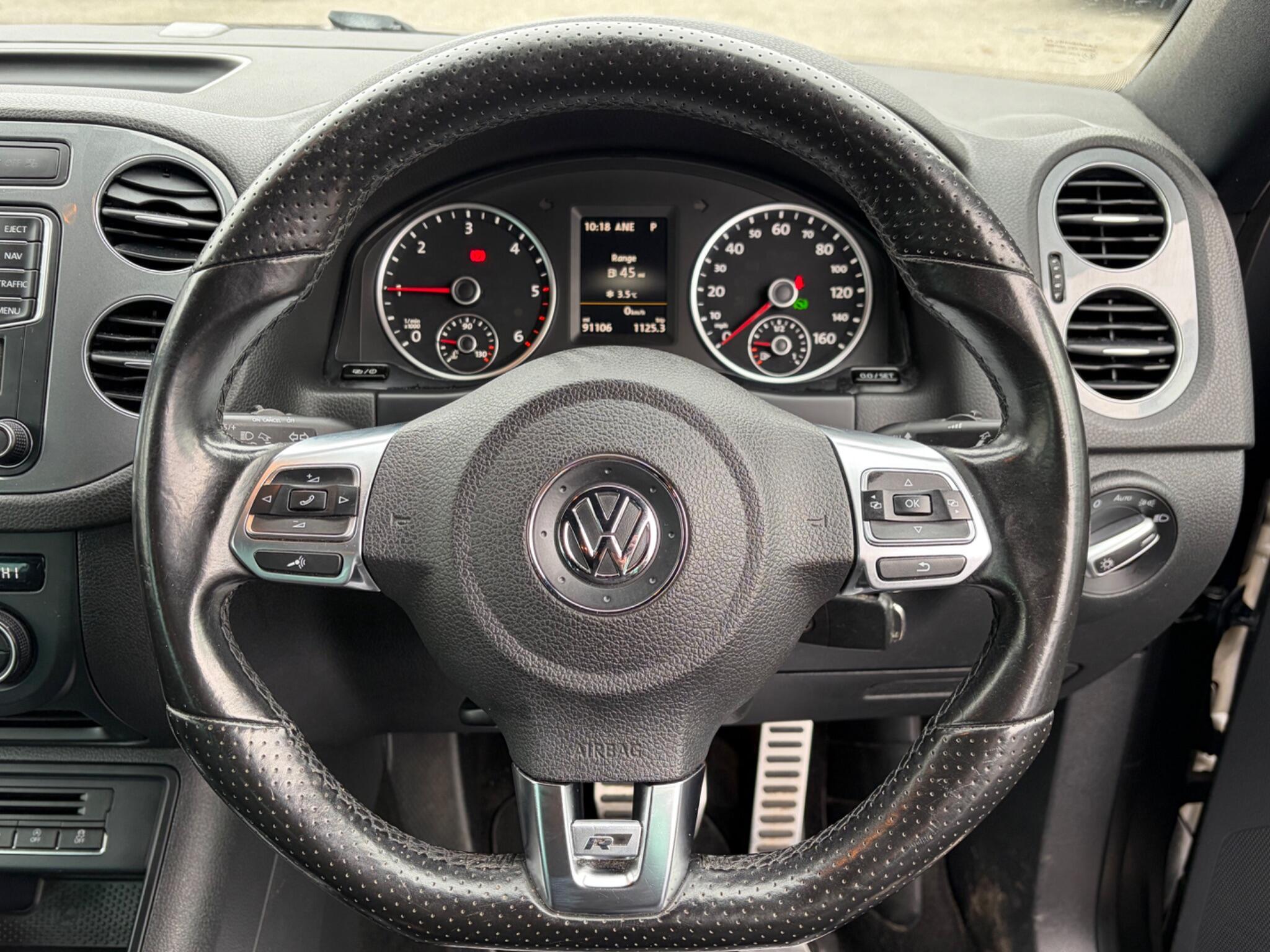 Volkswagen Tiguan - Image 33