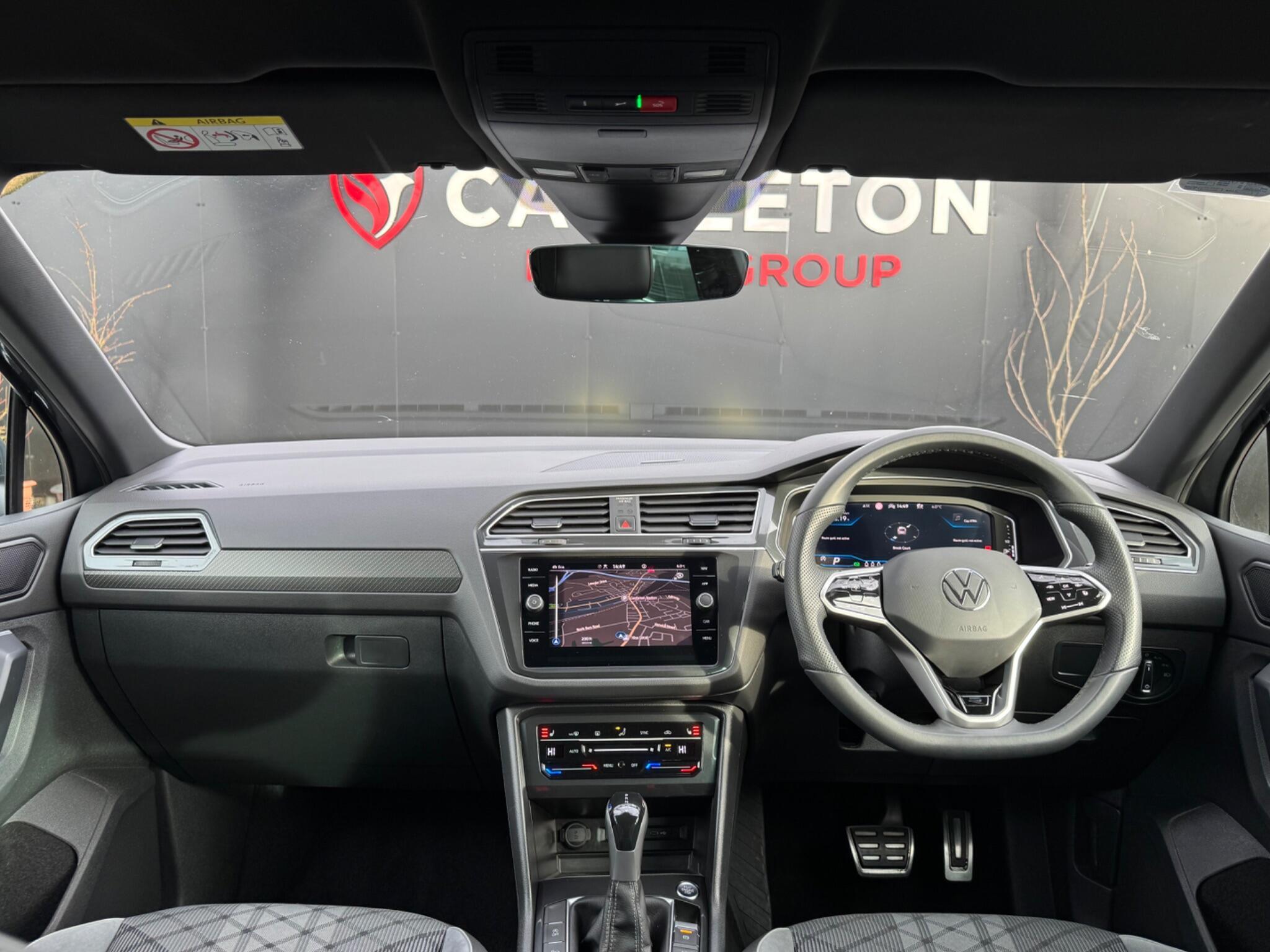 Volkswagen Tiguan - Image 13