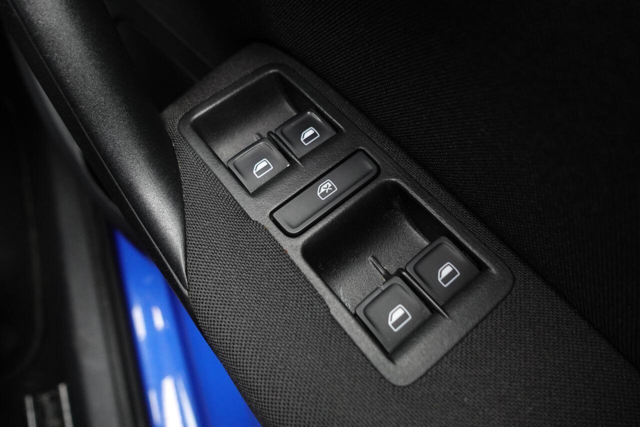 Volkswagen Polo - Image 39