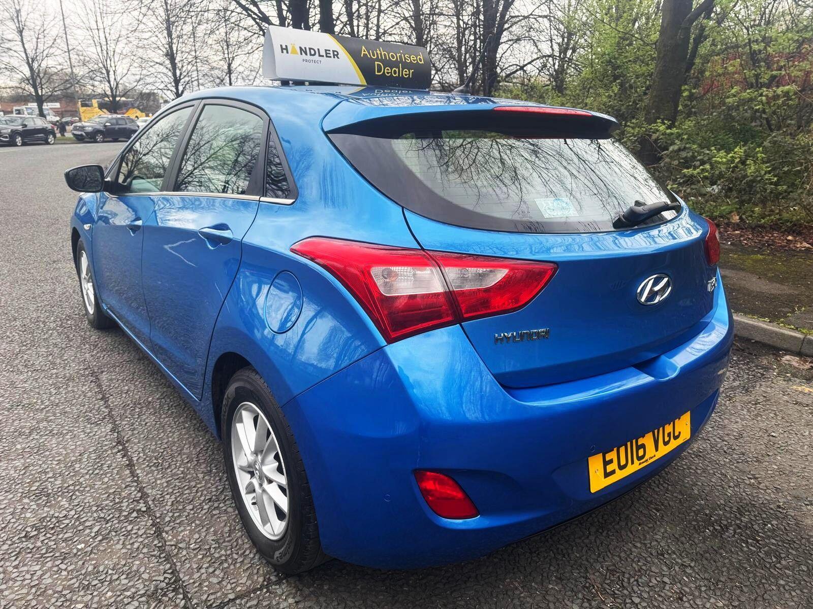Hyundai i30 - Image 4