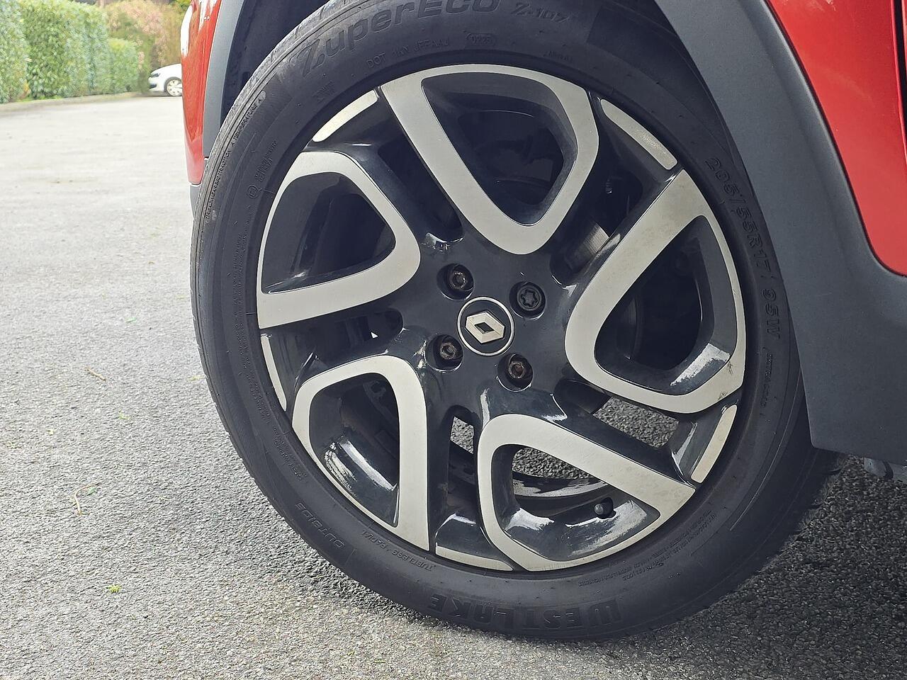 Renault Captur - Image 8