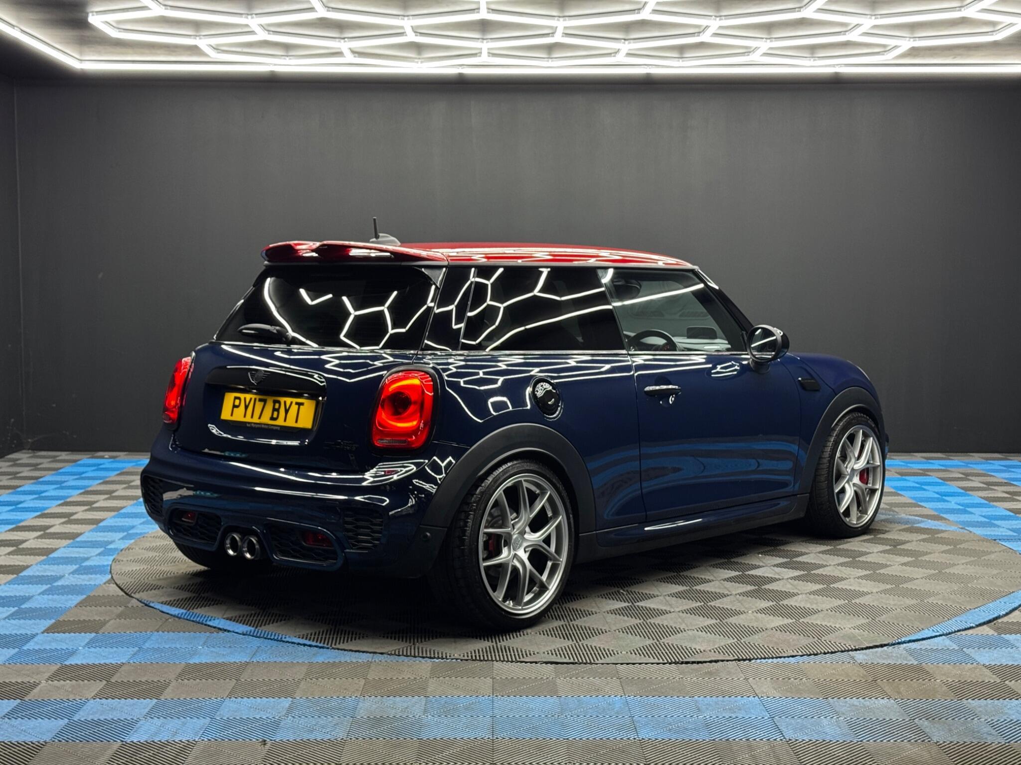 MINI Hatch - Image 5
