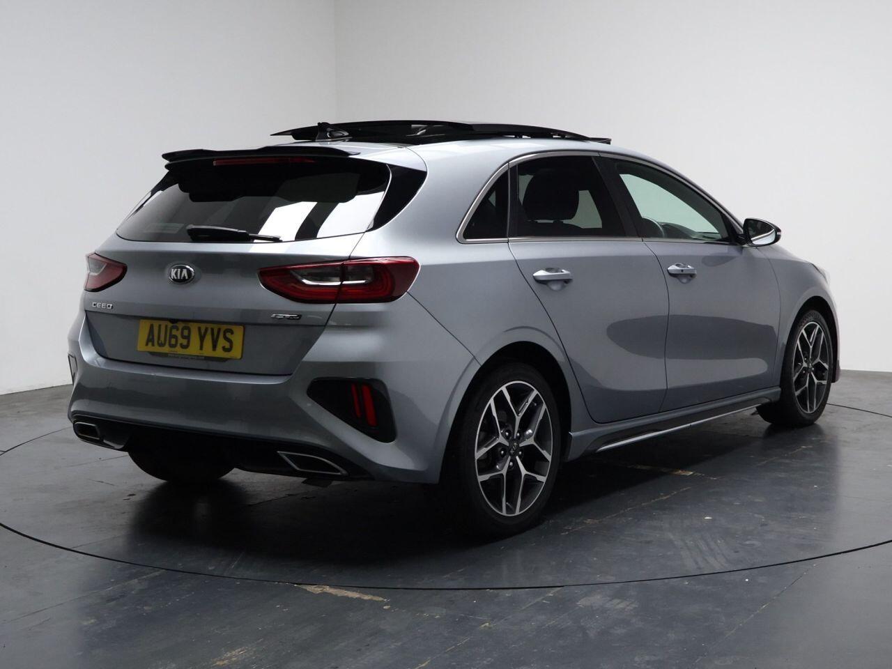 Kia ceed - Image 12
