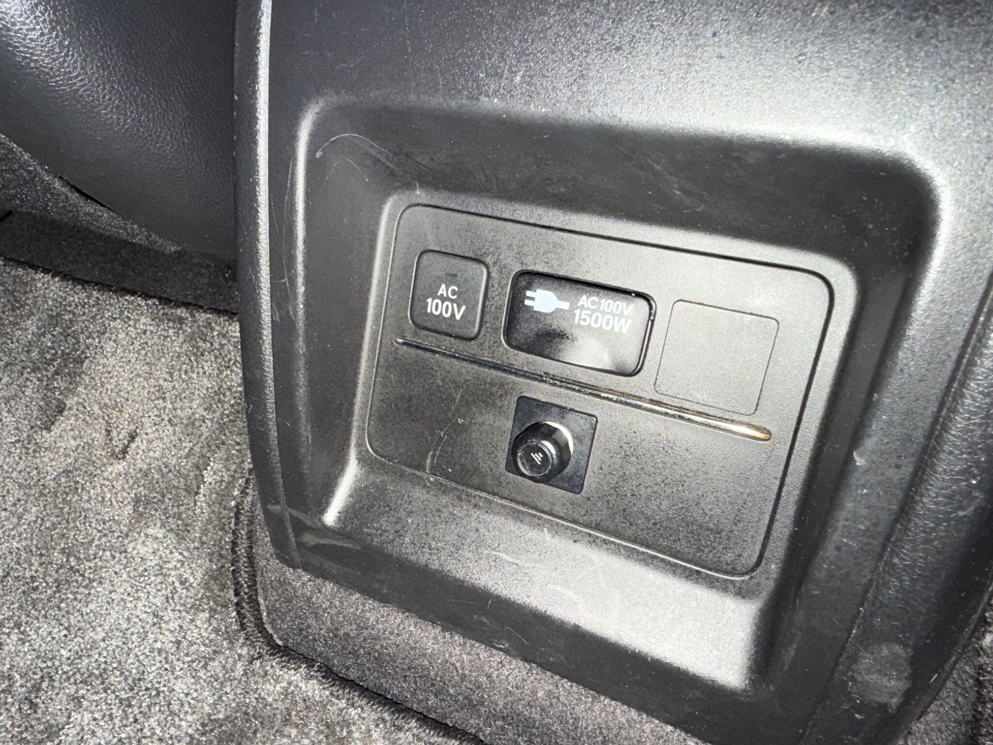 Honda Odyssey - Image 48