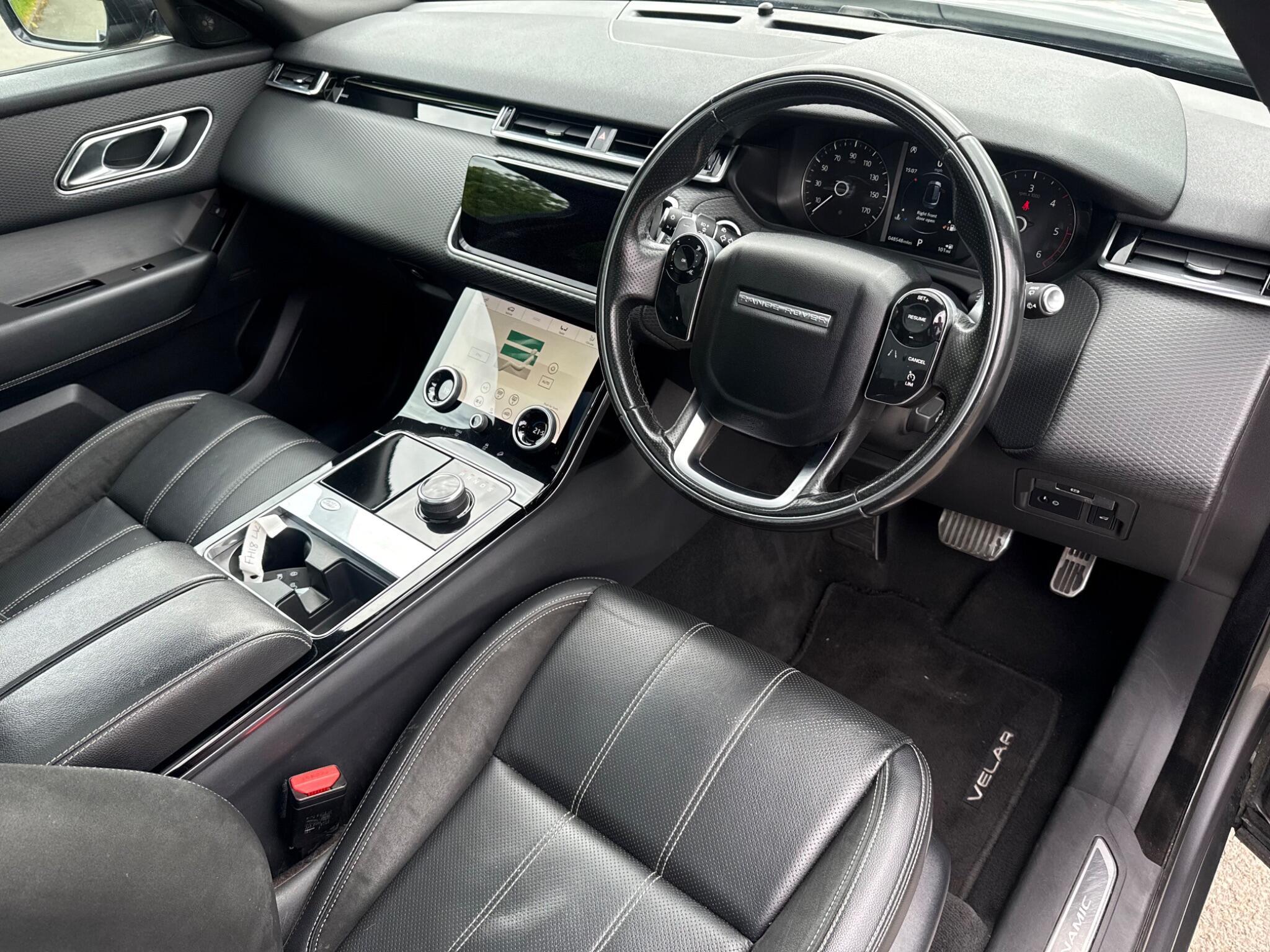Land Rover Range Rover Velar - Image 42