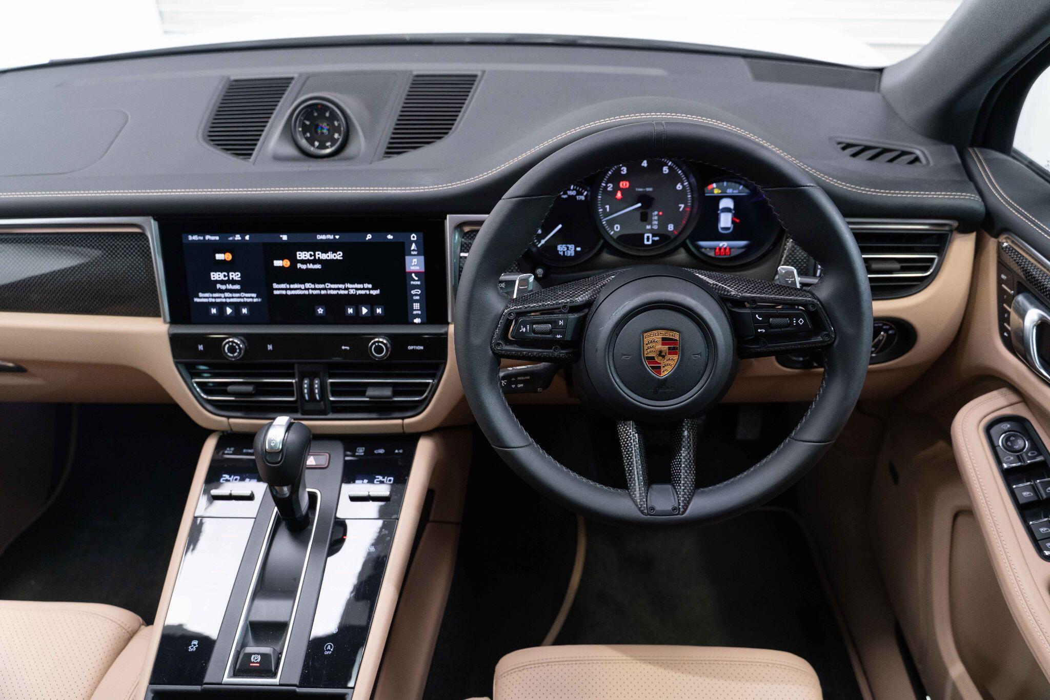 Porsche Macan - Image 15