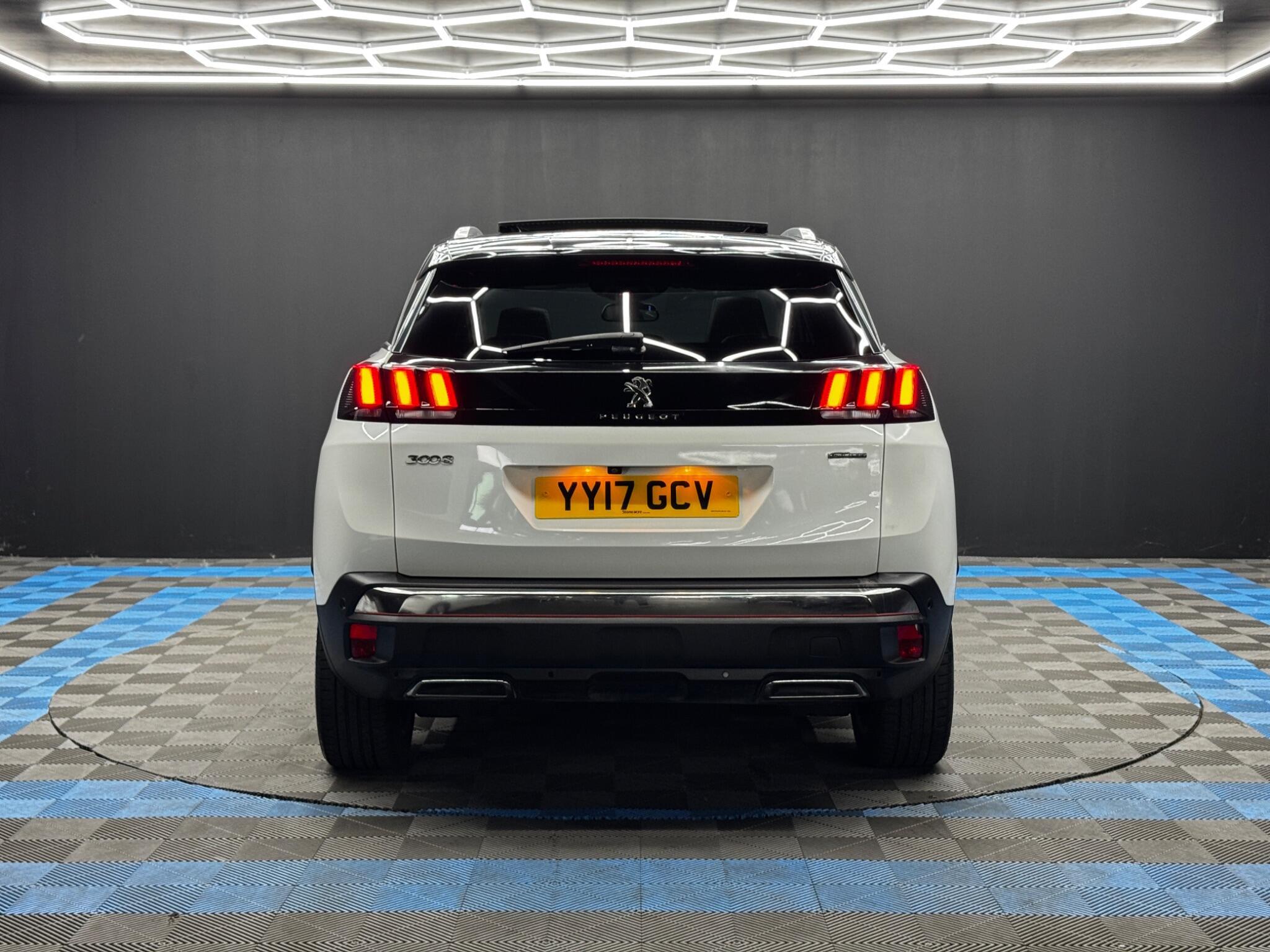 Peugeot 3008 - Image 6