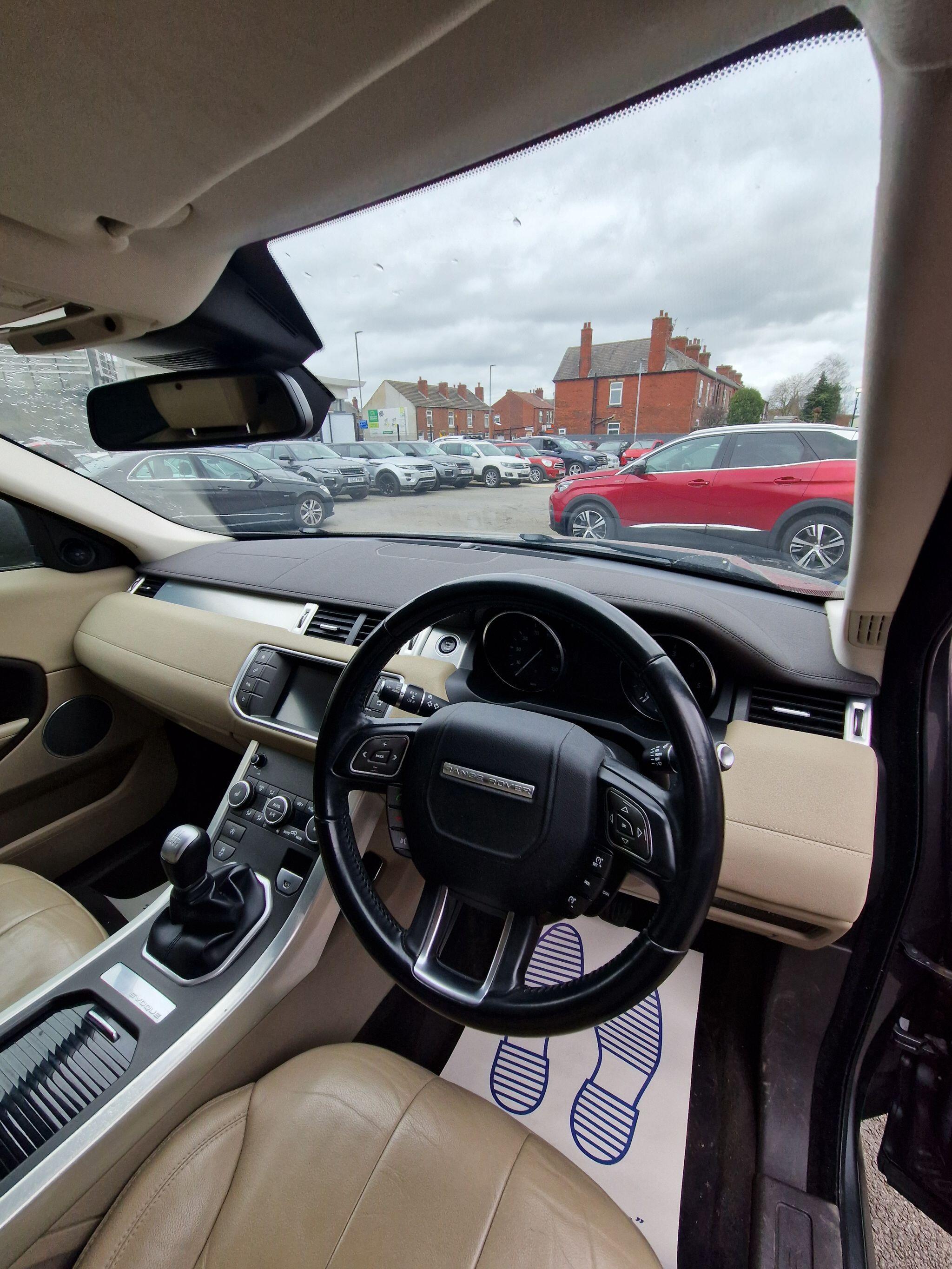 Land Rover Range Rover Evoque - Image 31