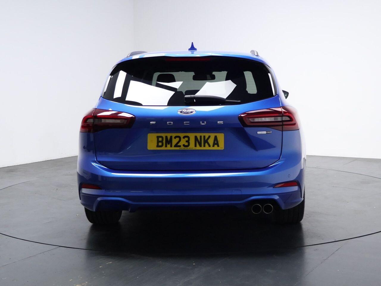 Ford Focus - Image 6