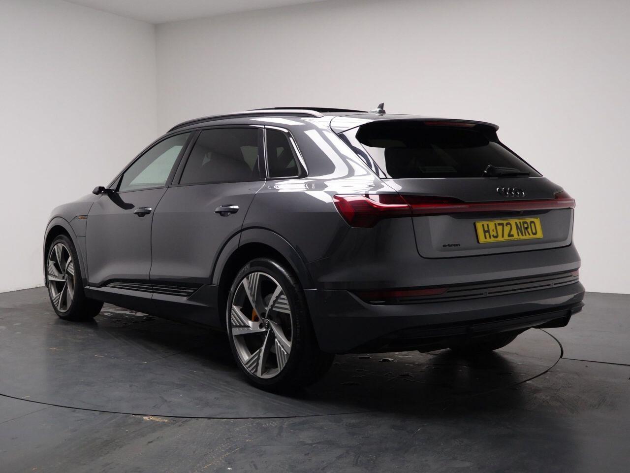 Audi E-Tron - Image 22