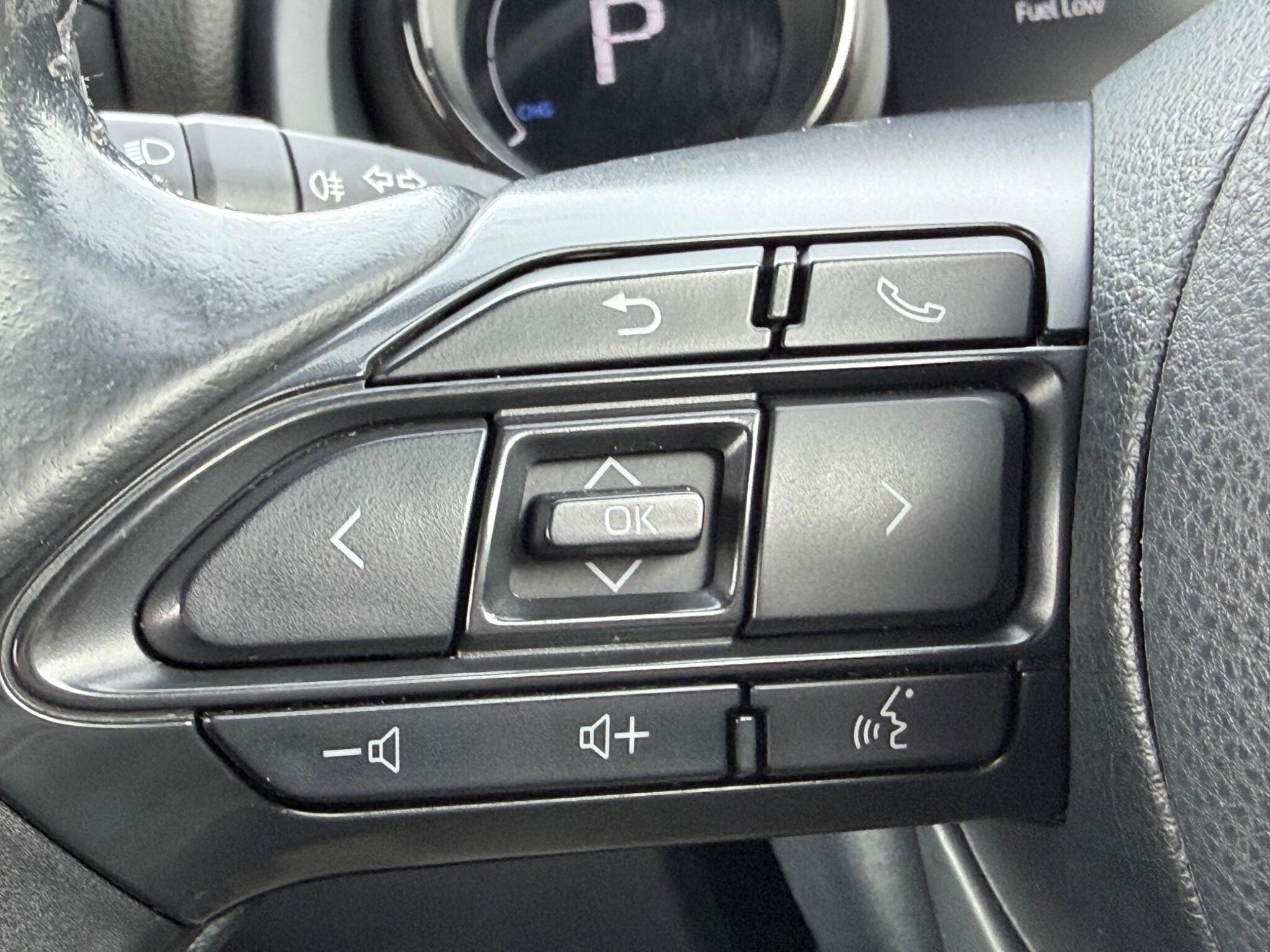 Toyota Yaris - Image 28