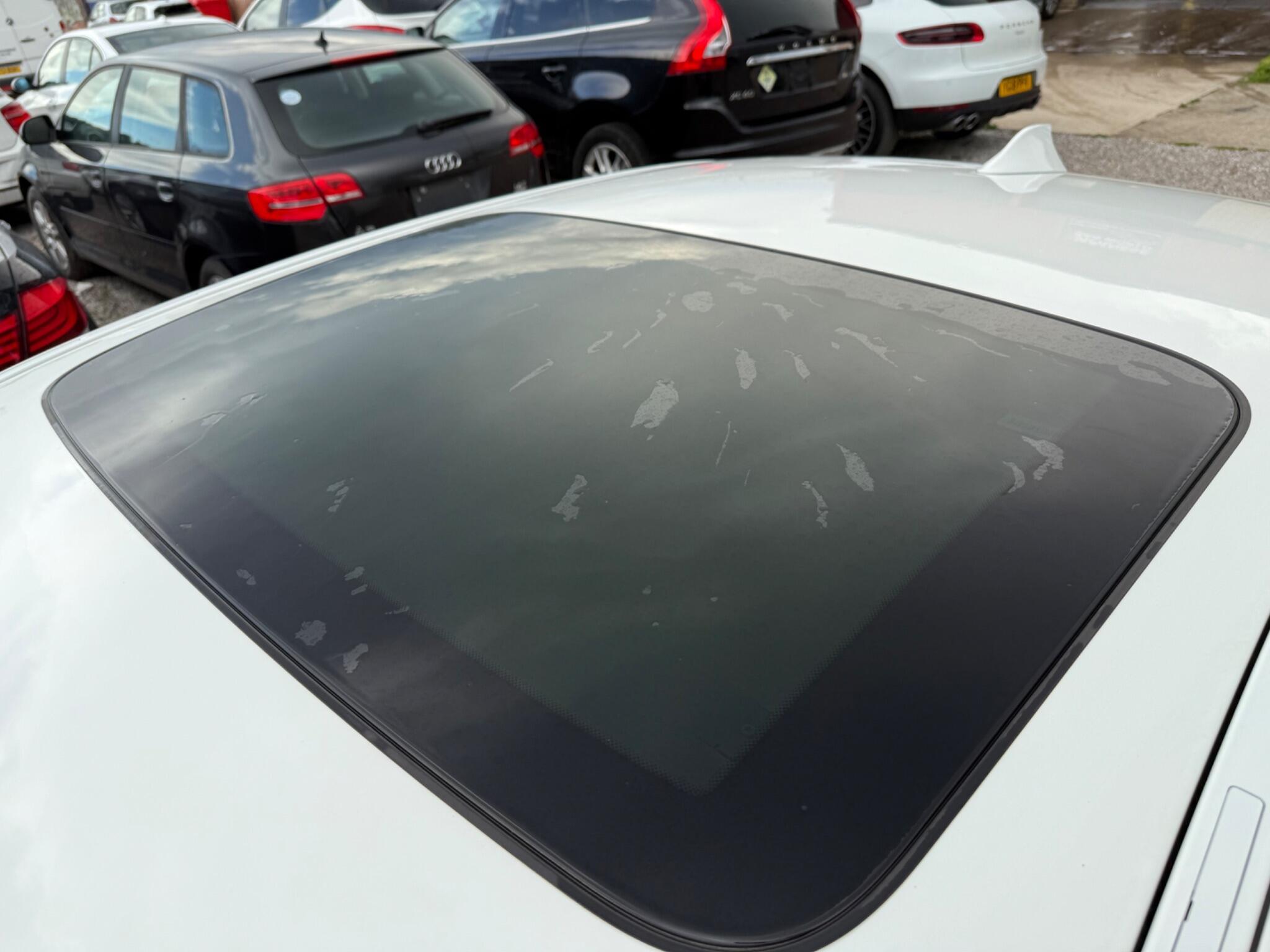 BMW 5 Series - Image 4