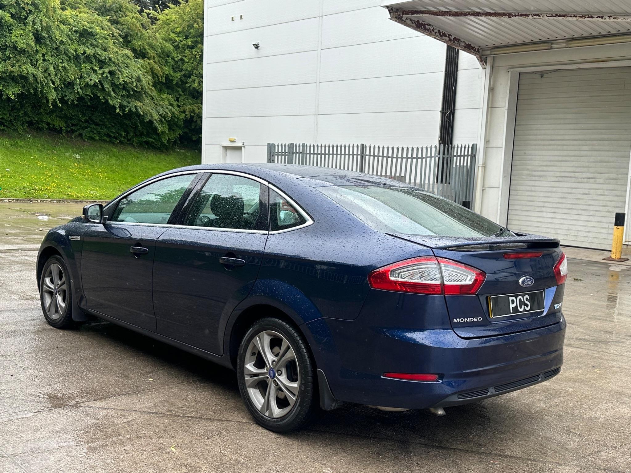 Ford Mondeo - Image 17