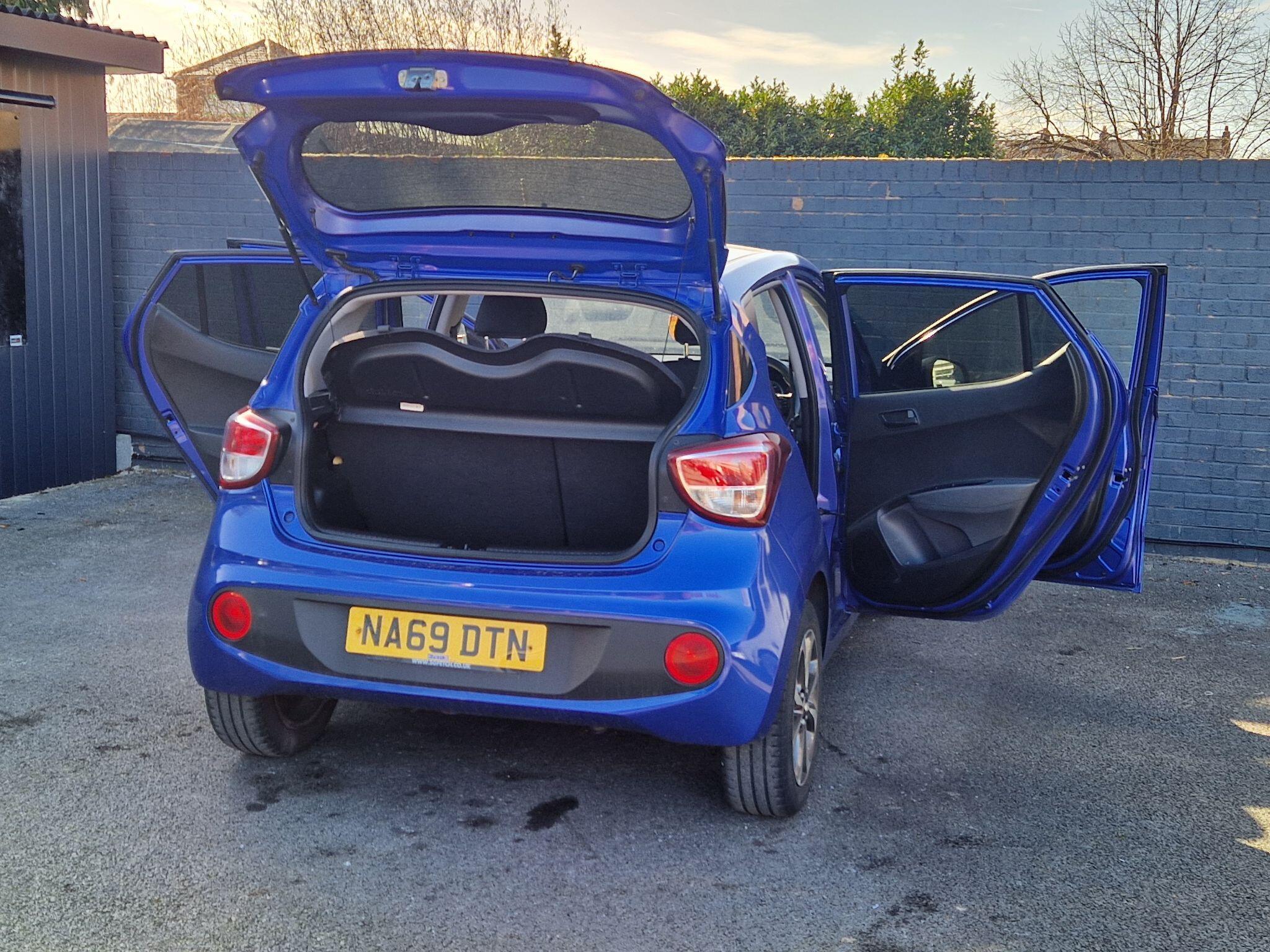 Hyundai i10 - Image 22