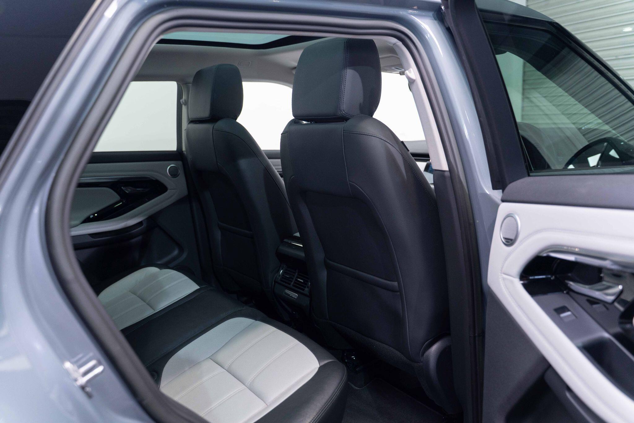 Land Rover Range Rover Evoque - Image 13