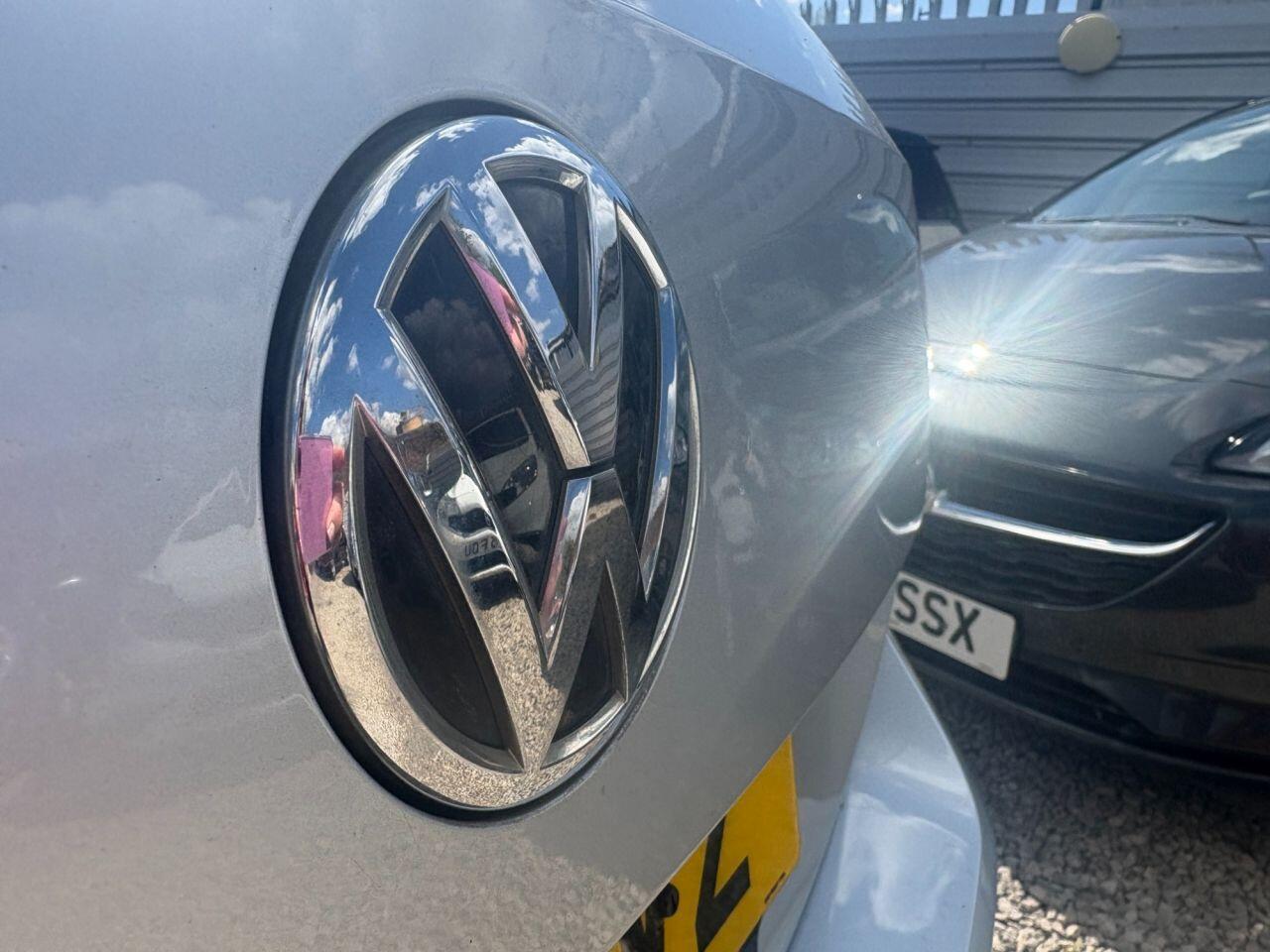 Volkswagen Passat - Image 7