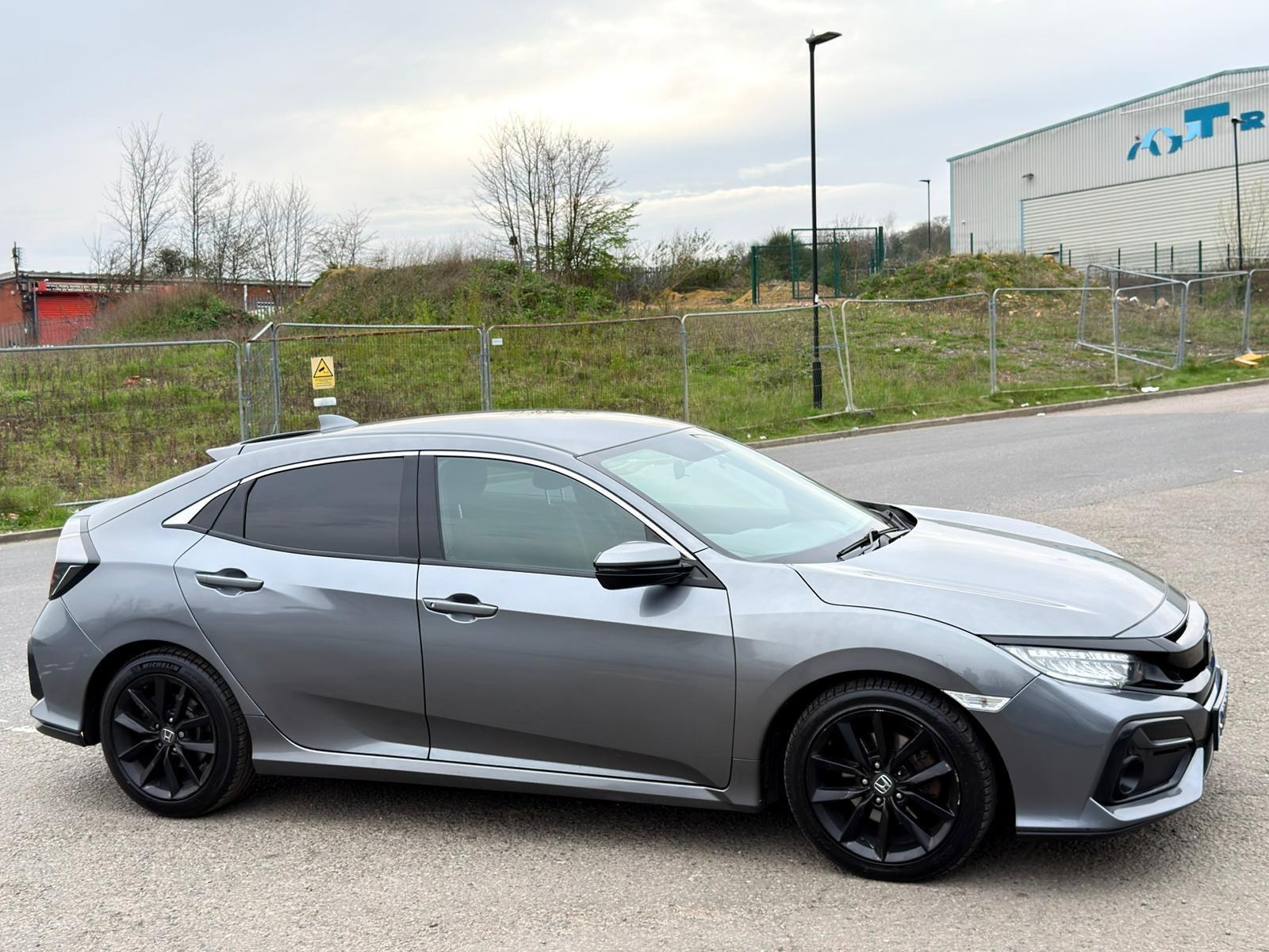 Honda Civic - Image 29