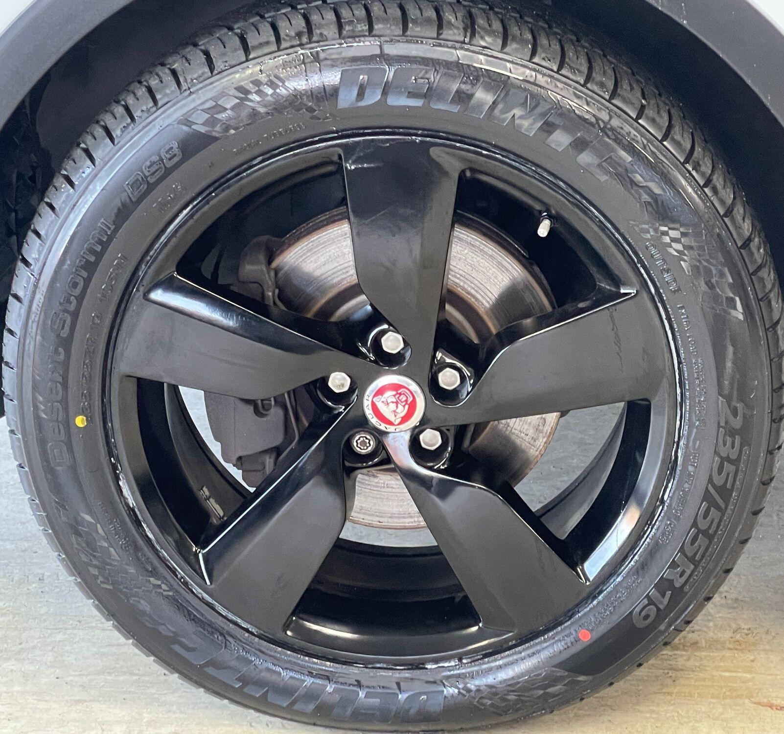 Jaguar E-Pace - Image 15