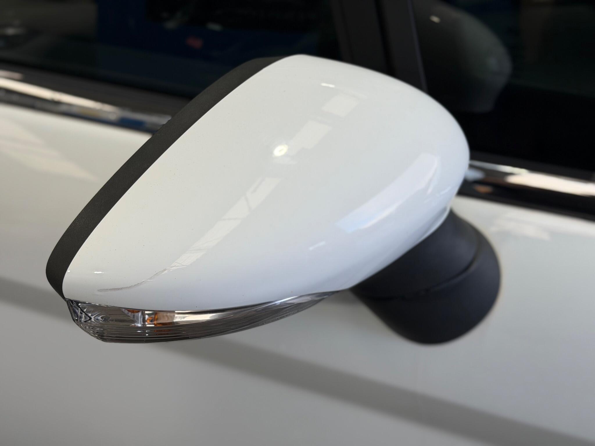 Ford Fiesta - Image 13