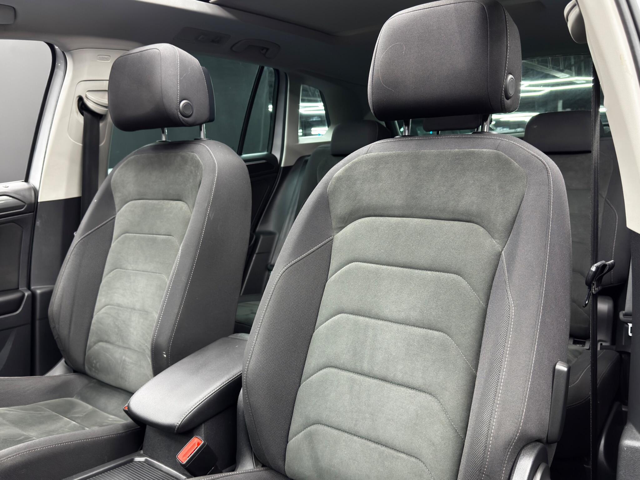 Volkswagen Tiguan - Image 14