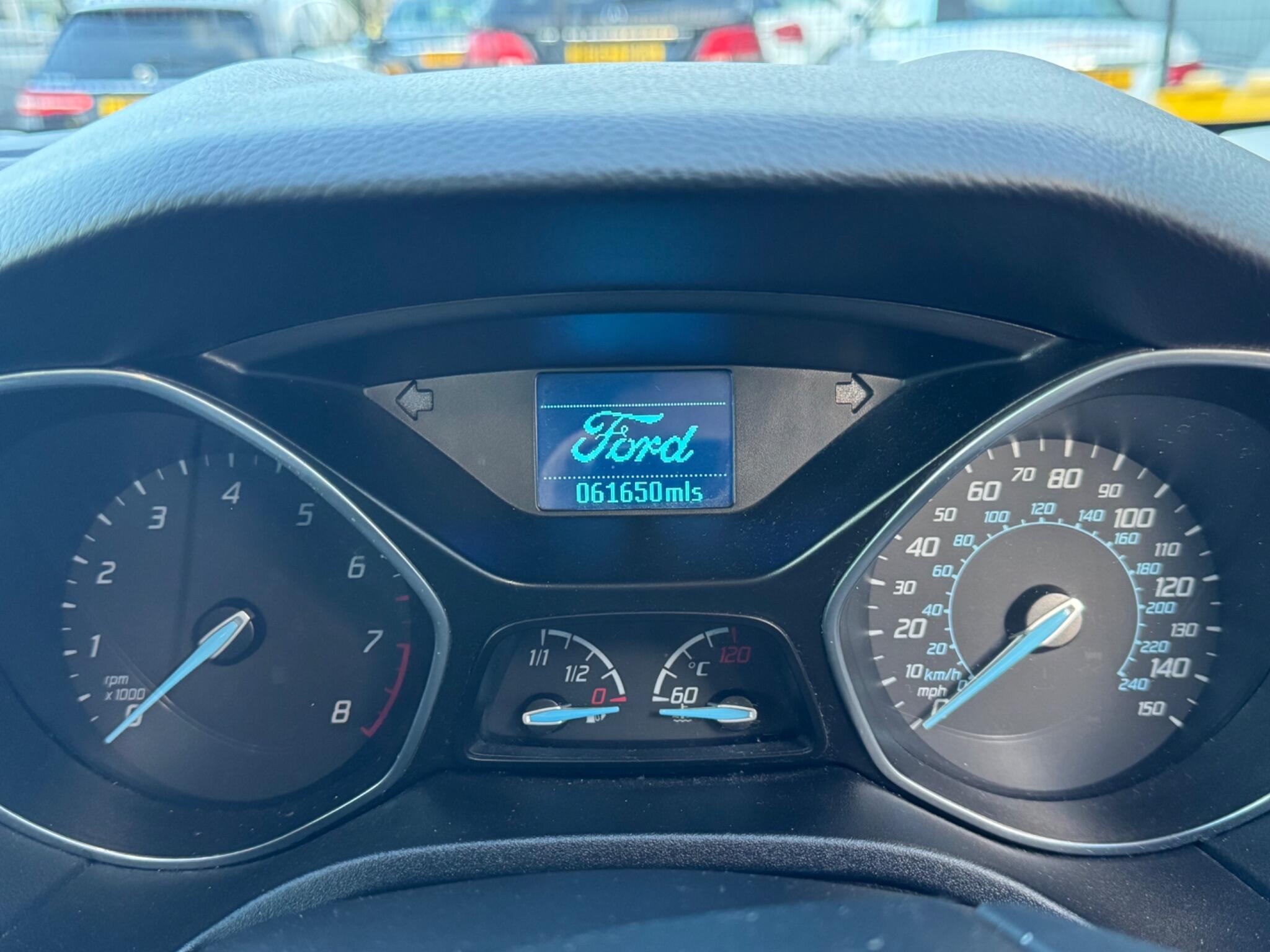 Ford Focus - Image 20