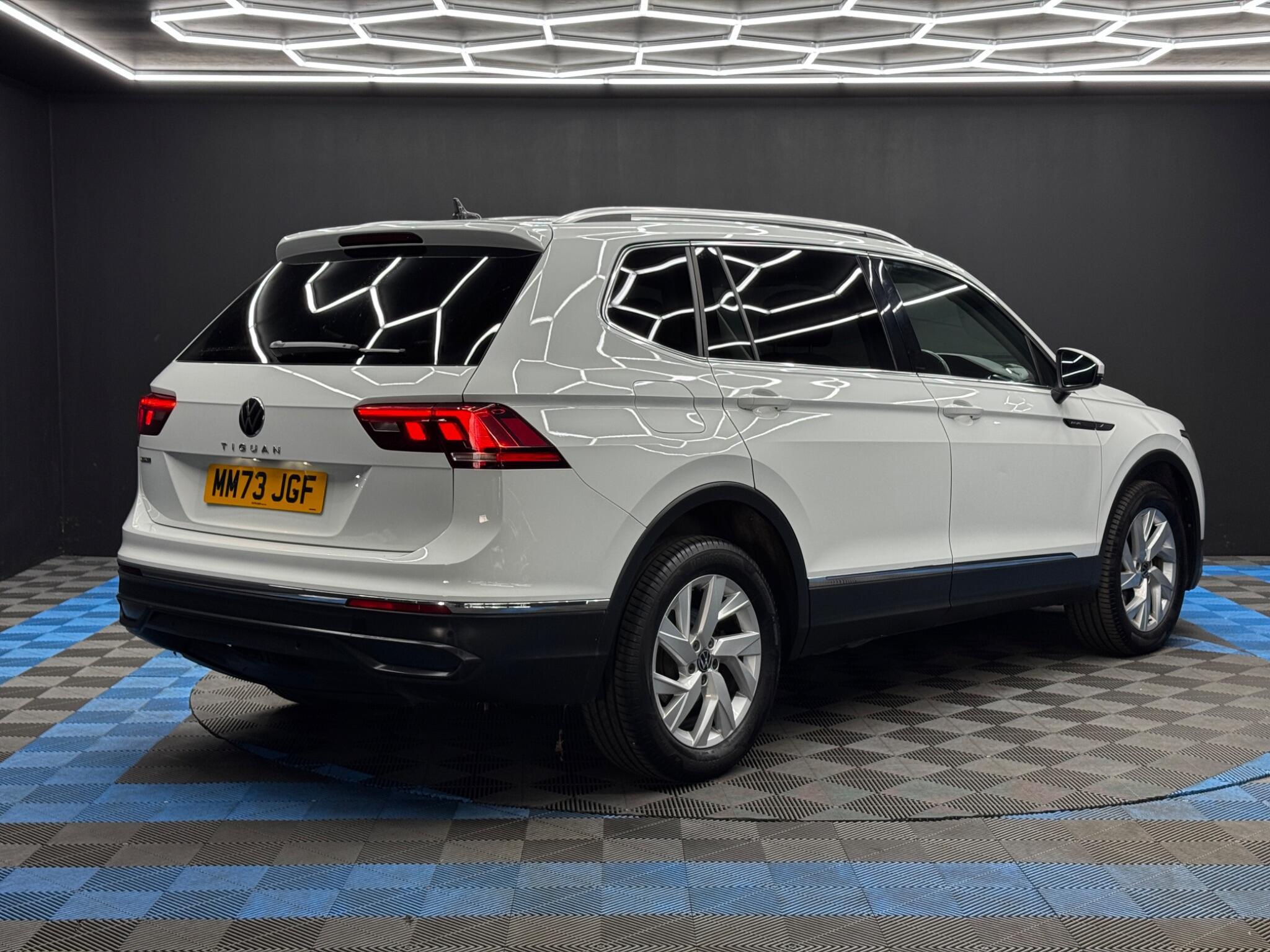Volkswagen Tiguan Allspace - Image 5