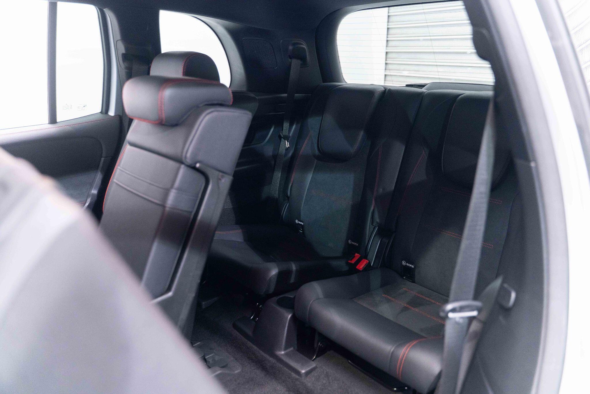 Mercedes Eqb - Image 22