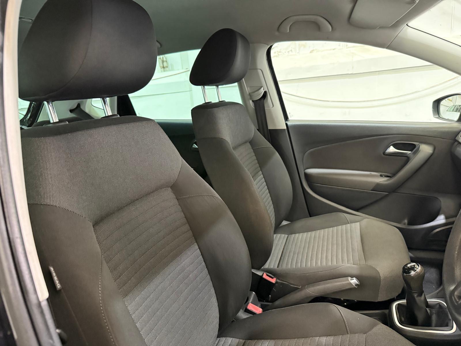 Volkswagen Polo - Image 18