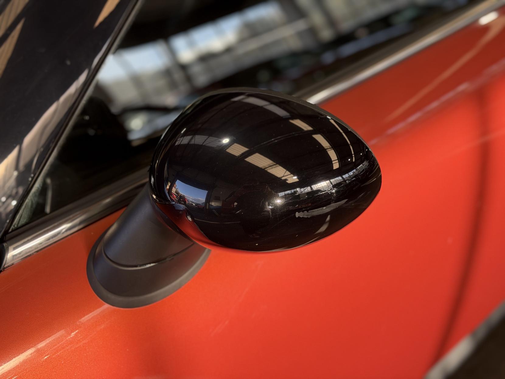 MINI Coupe - Image 18
