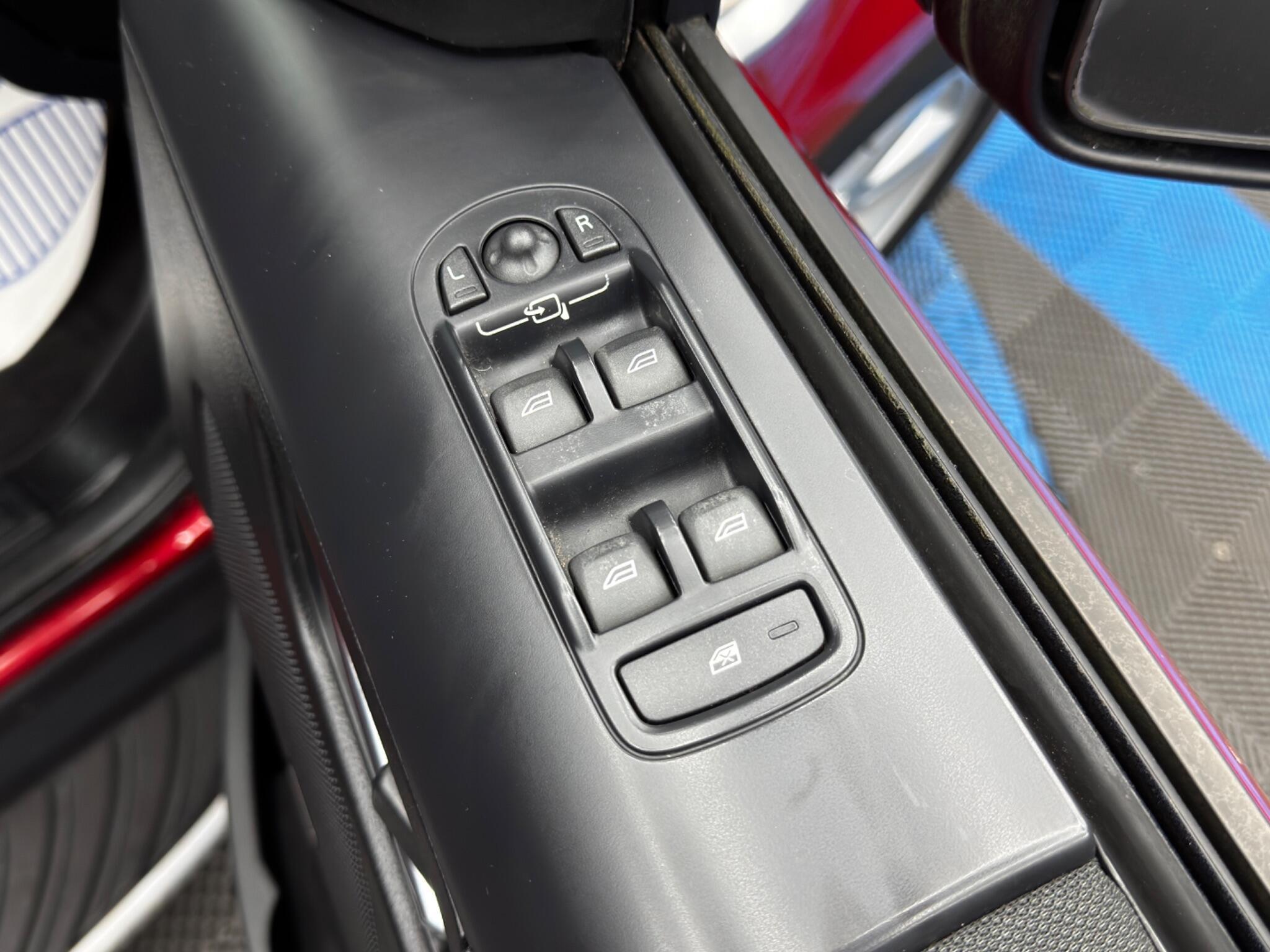 Land Rover Freelander 2 - Image 32