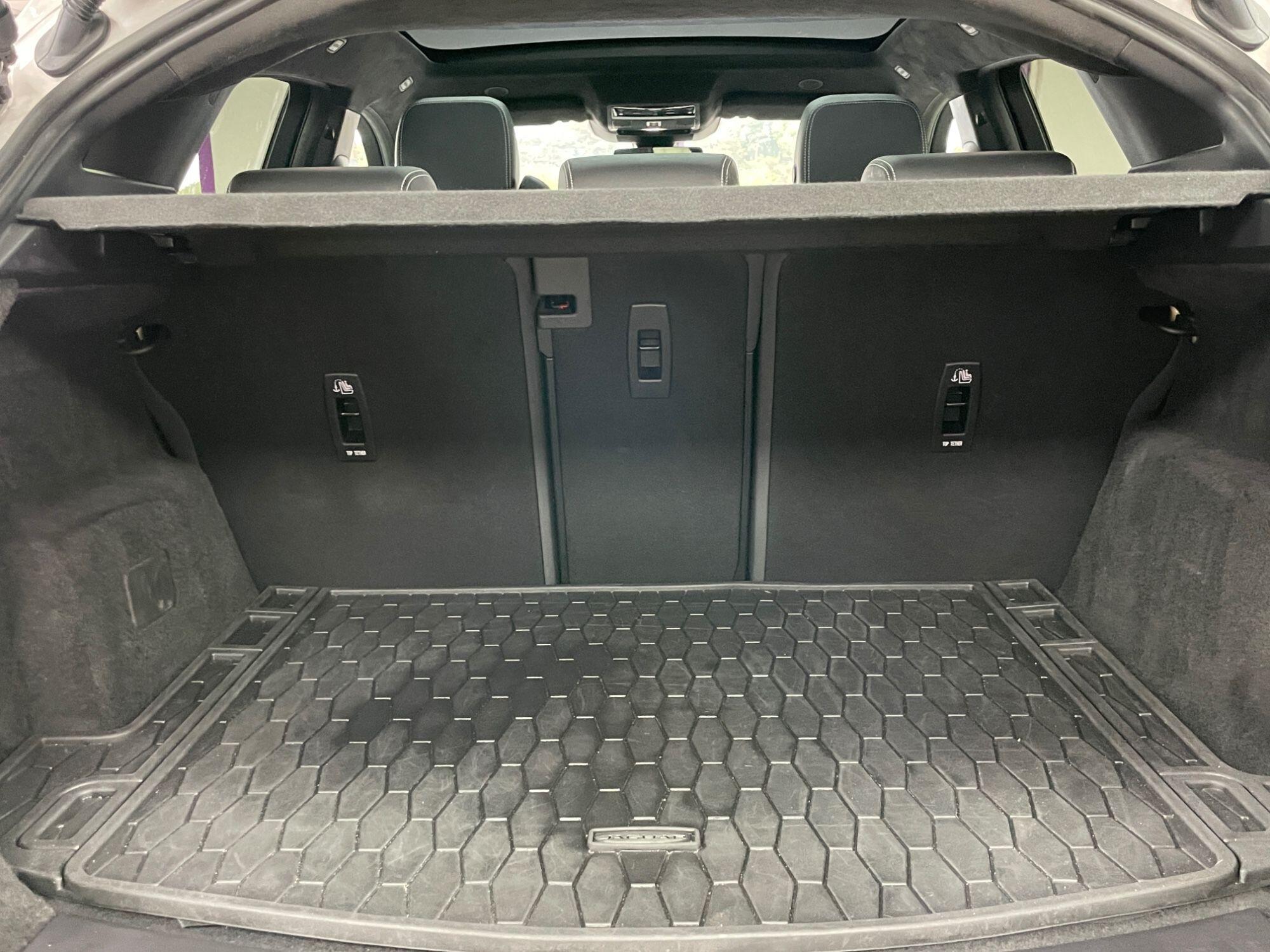 Jaguar E-Pace - Image 17