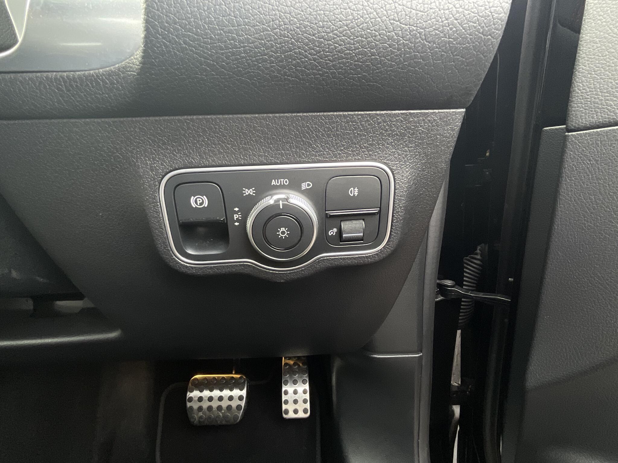 Mercedes Eqb - Image 12