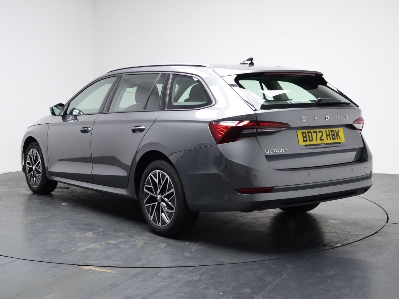 Skoda Octavia - Image 8