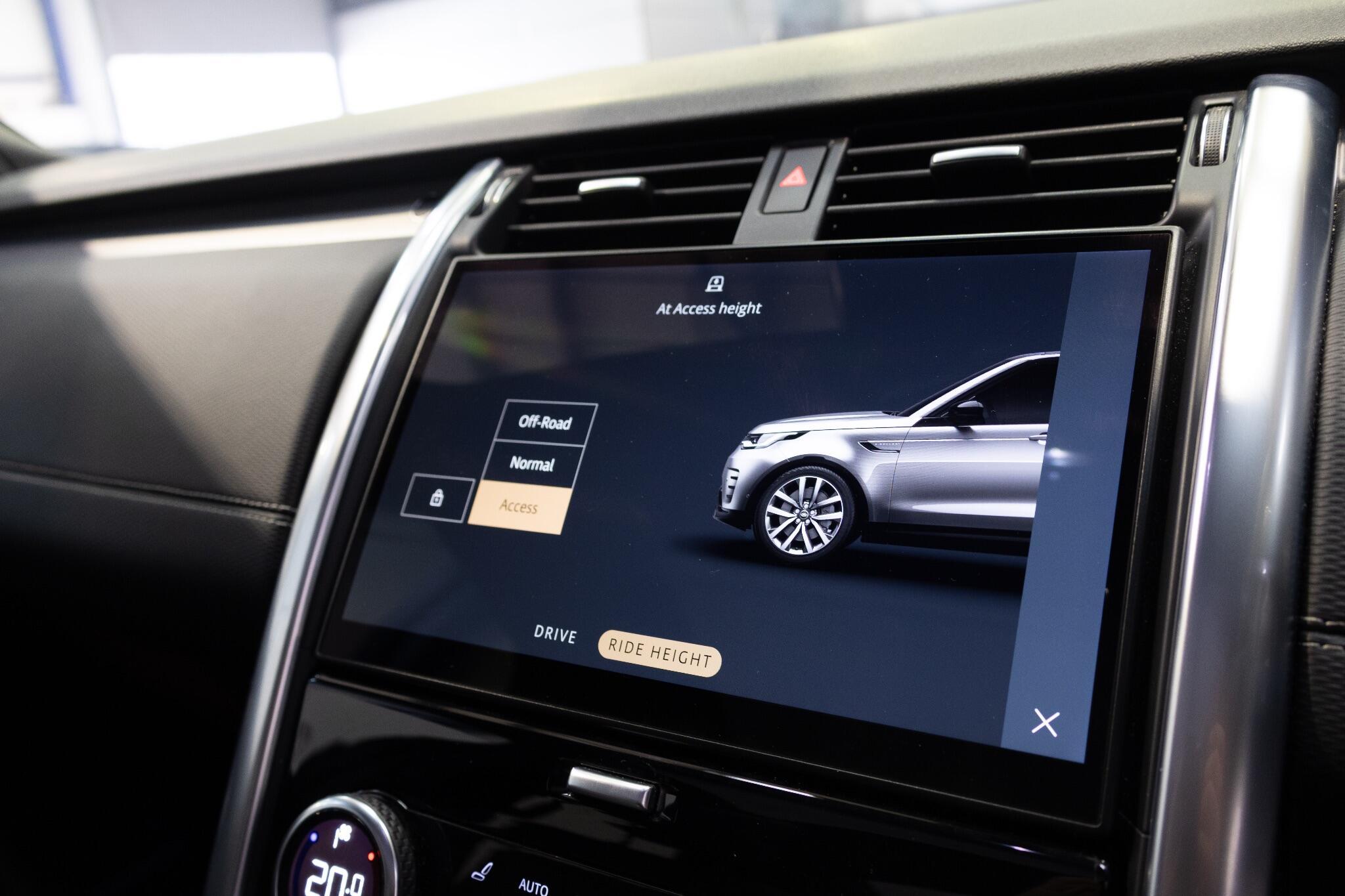 Land Rover Discovery - Image 21