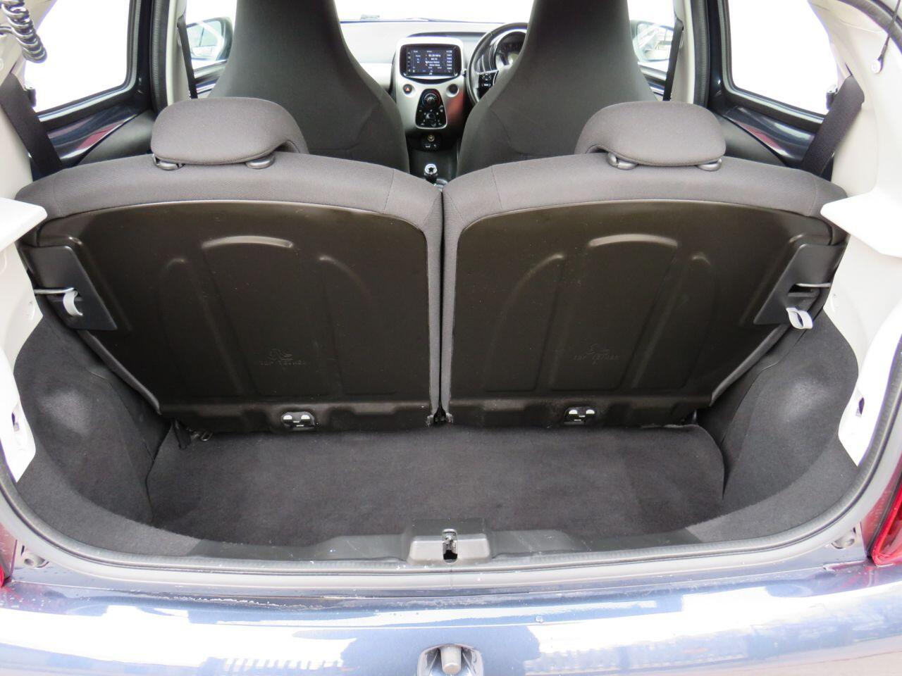 Peugeot 108 - Image 12