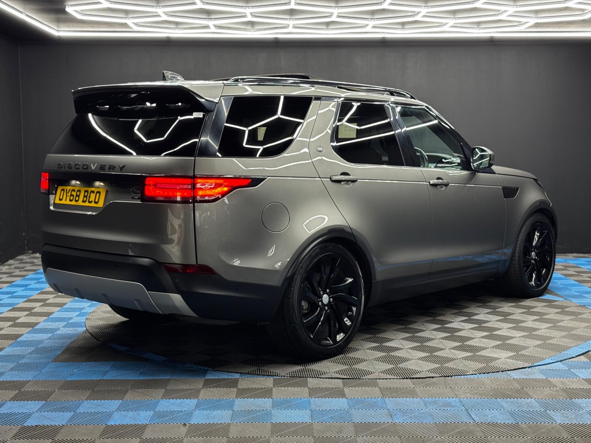 Land Rover Discovery - Image 5