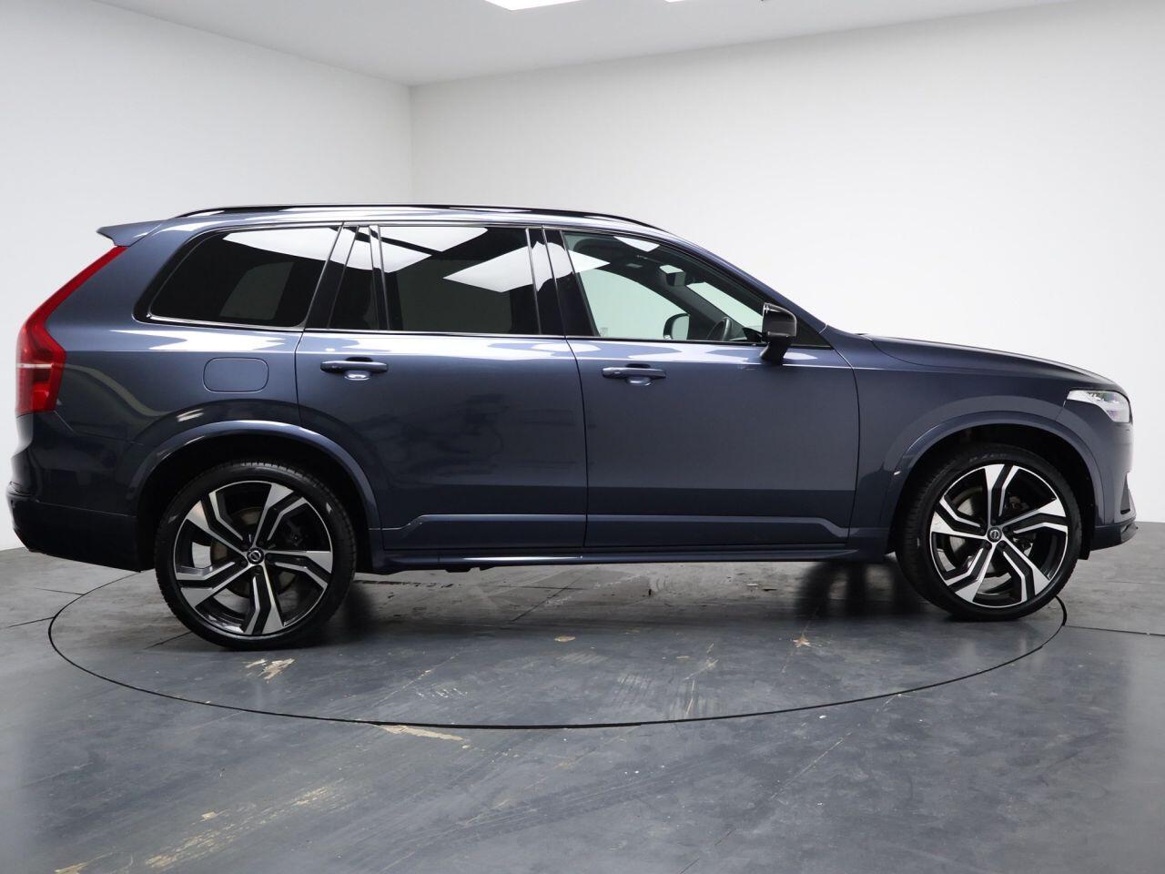 Volvo XC90 - Image 14
