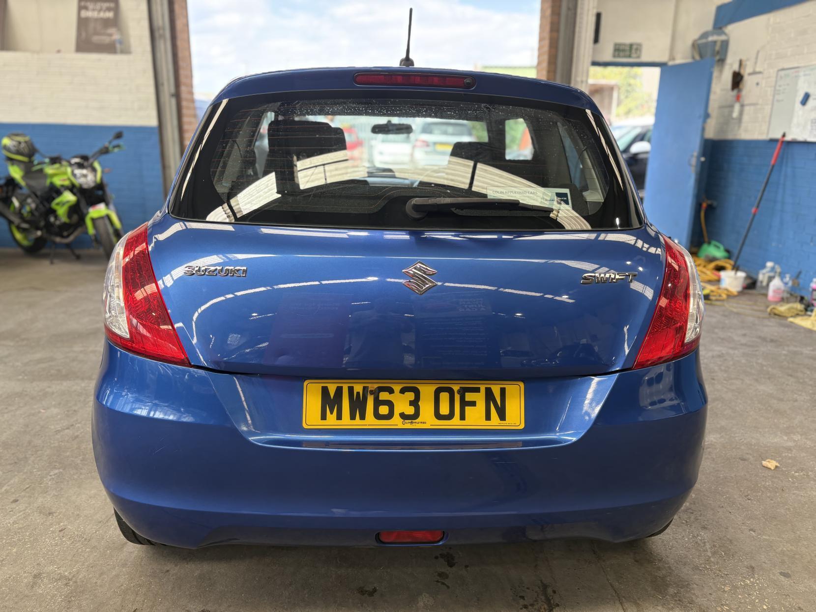 Suzuki Swift - Image 8