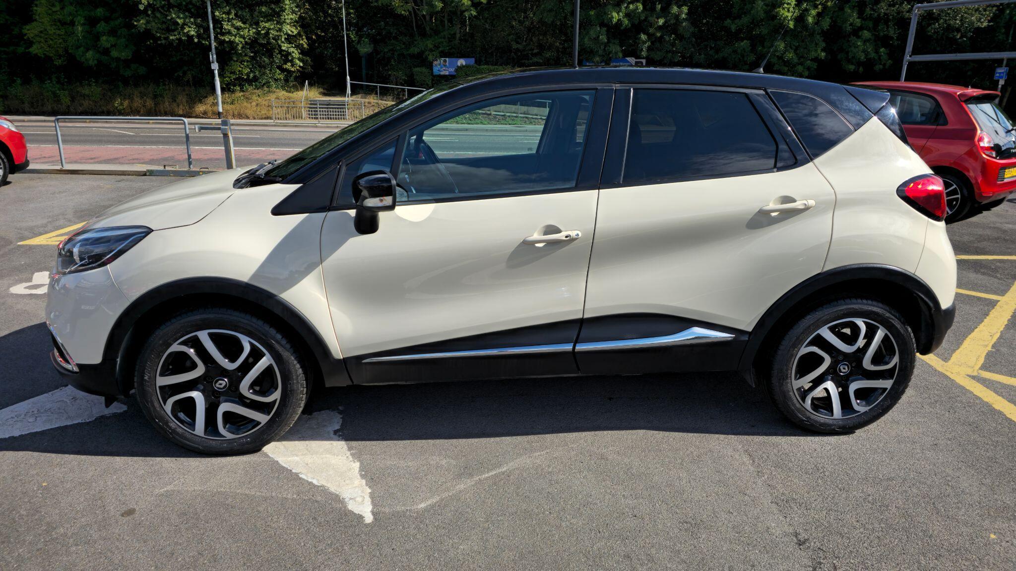 Renault Captur - Image 14