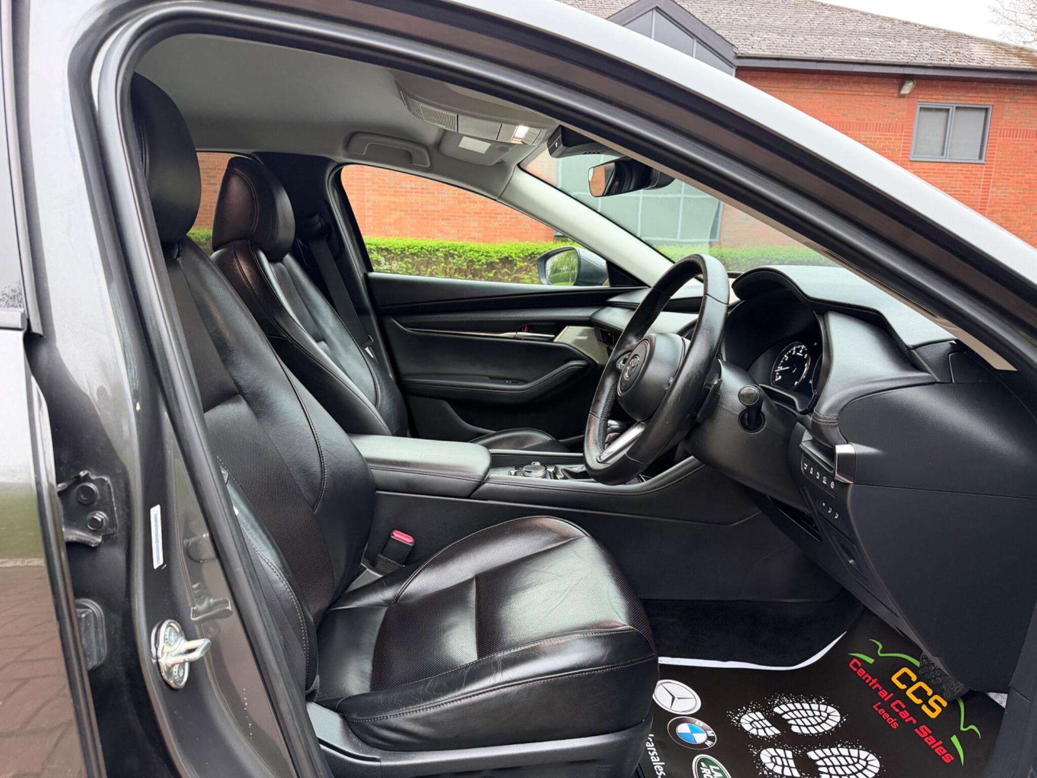 Mazda MAZDA3 - Image 28