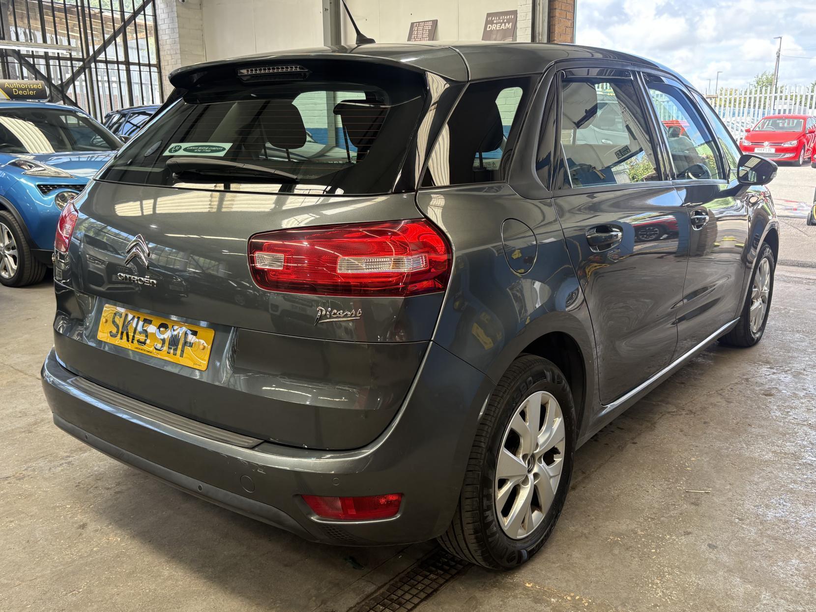 Citroen C4 Picasso - Image 8