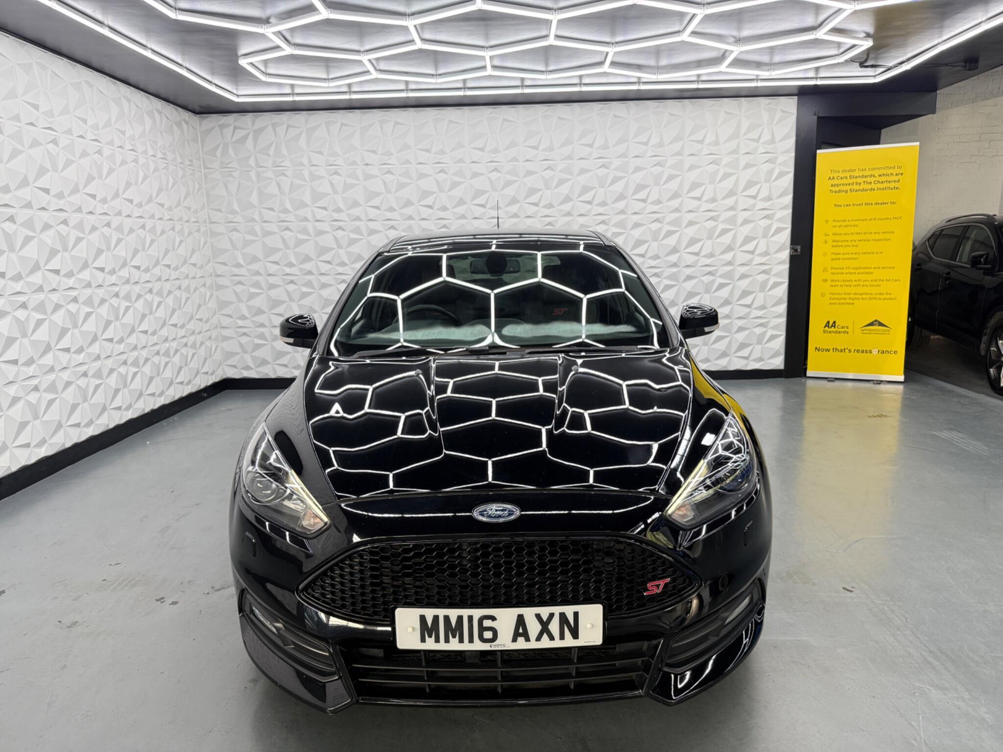 Ford Focus - Image 4