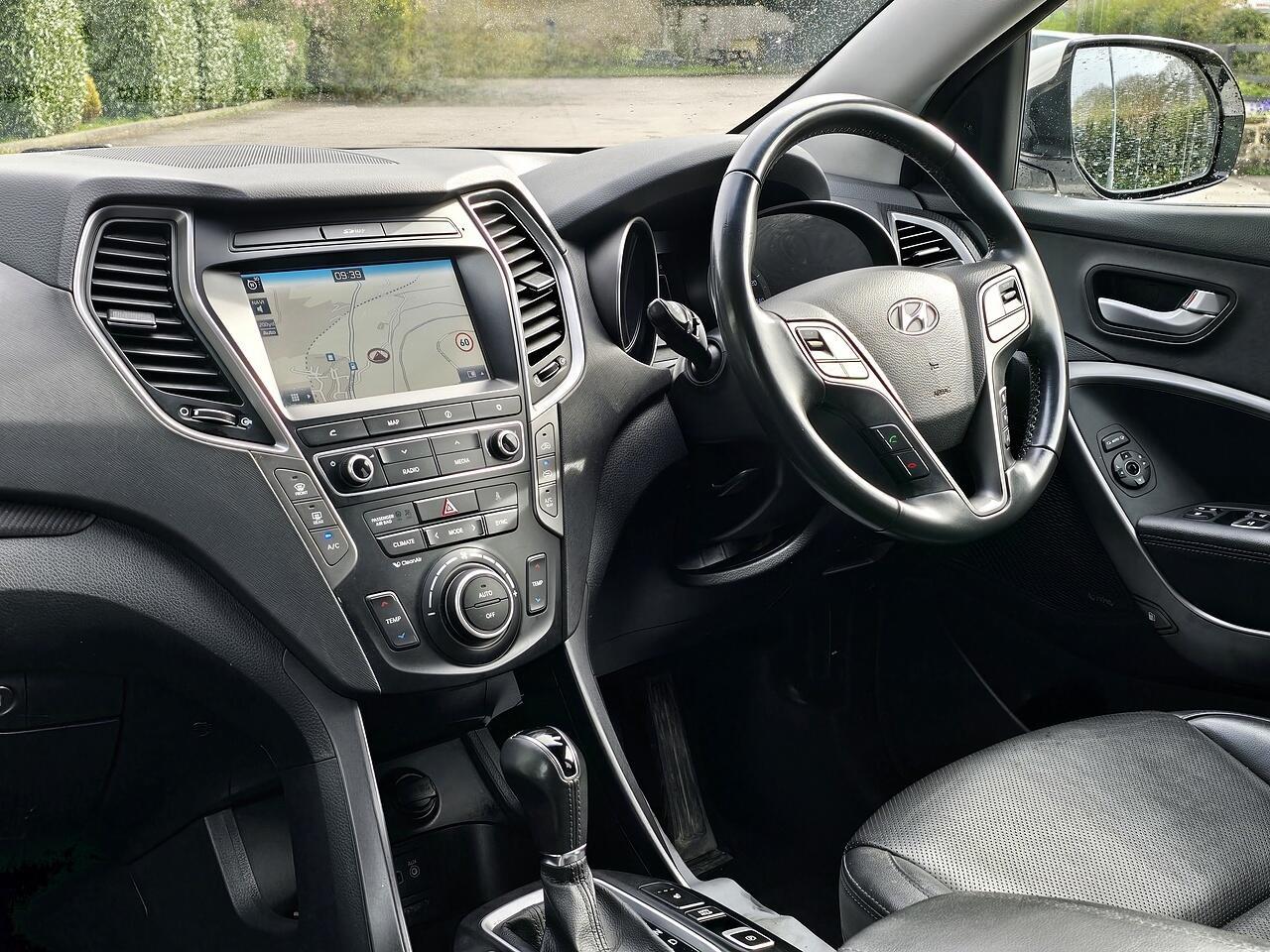 Hyundai Santa Fe - Image 2