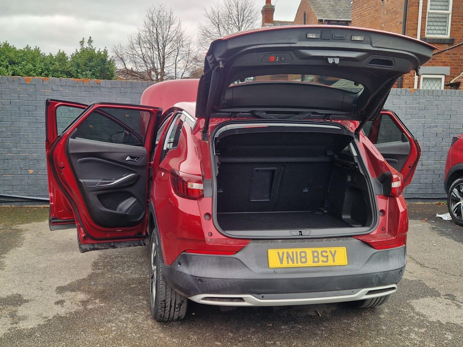 Vauxhall Grandland X - Image 19