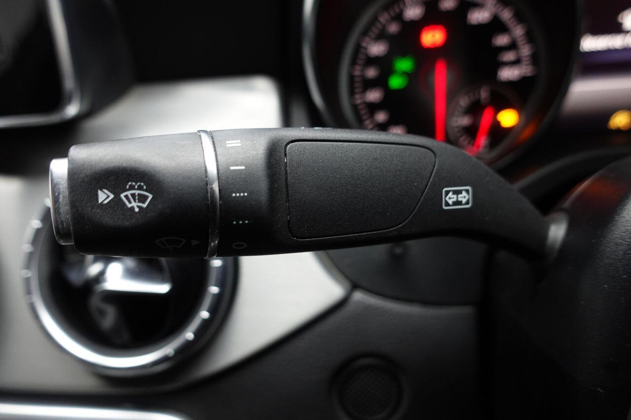 Mercedes-benz CLA - Image 36